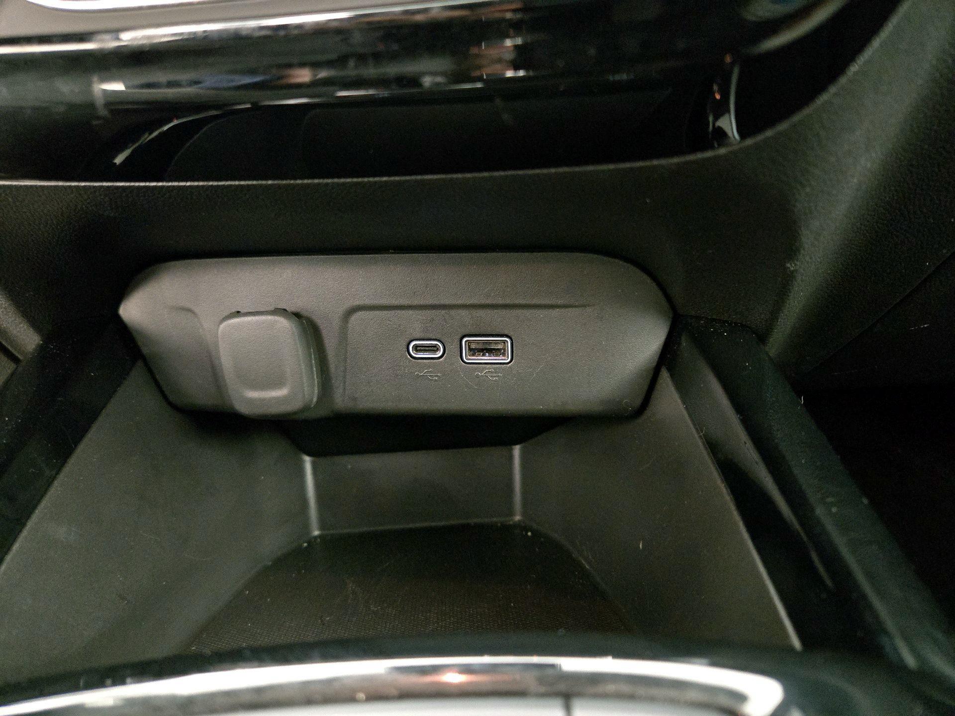 Thumbnail: 2025 Chevrolet Trax - 18