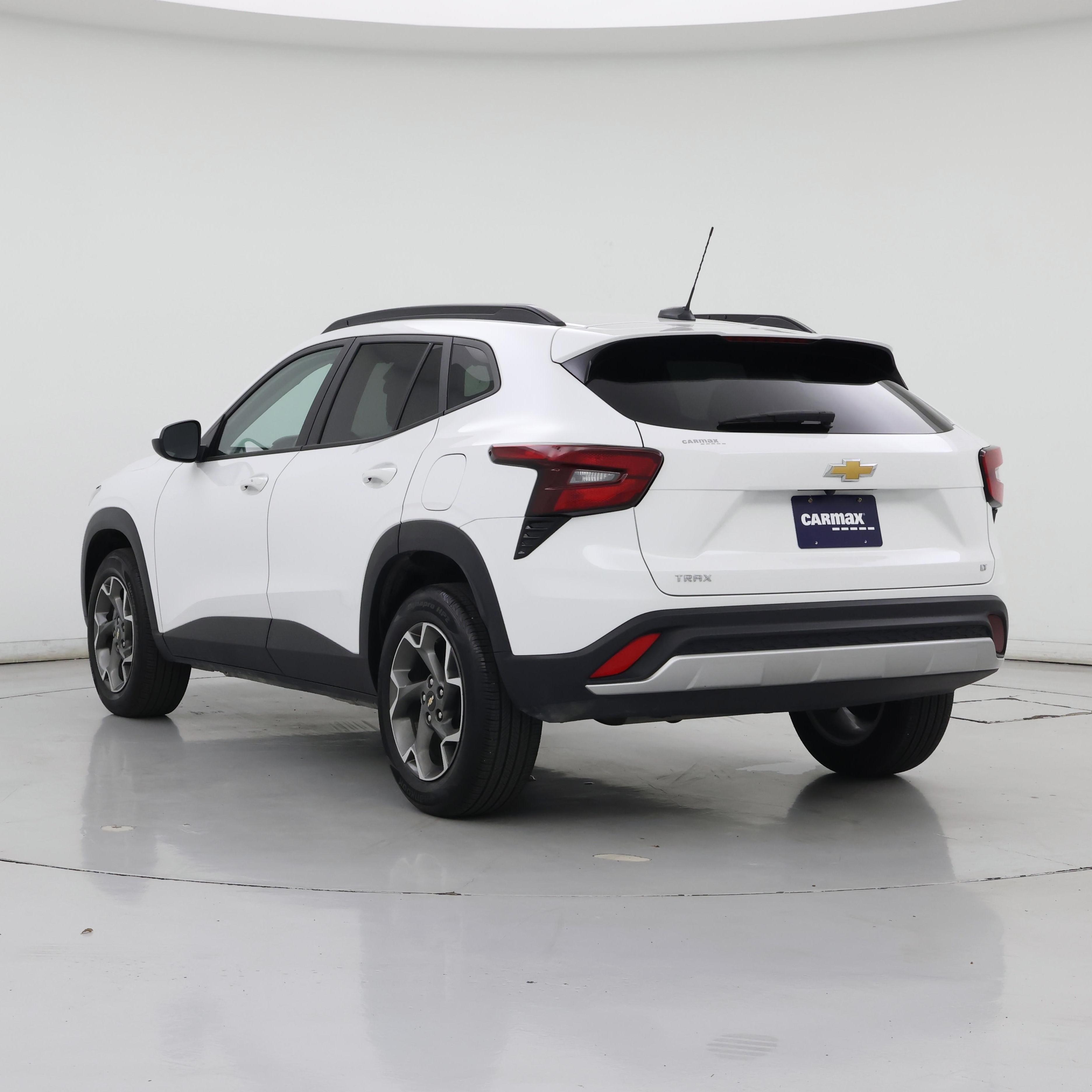 Thumbnail: 2025 Chevrolet Trax - 2