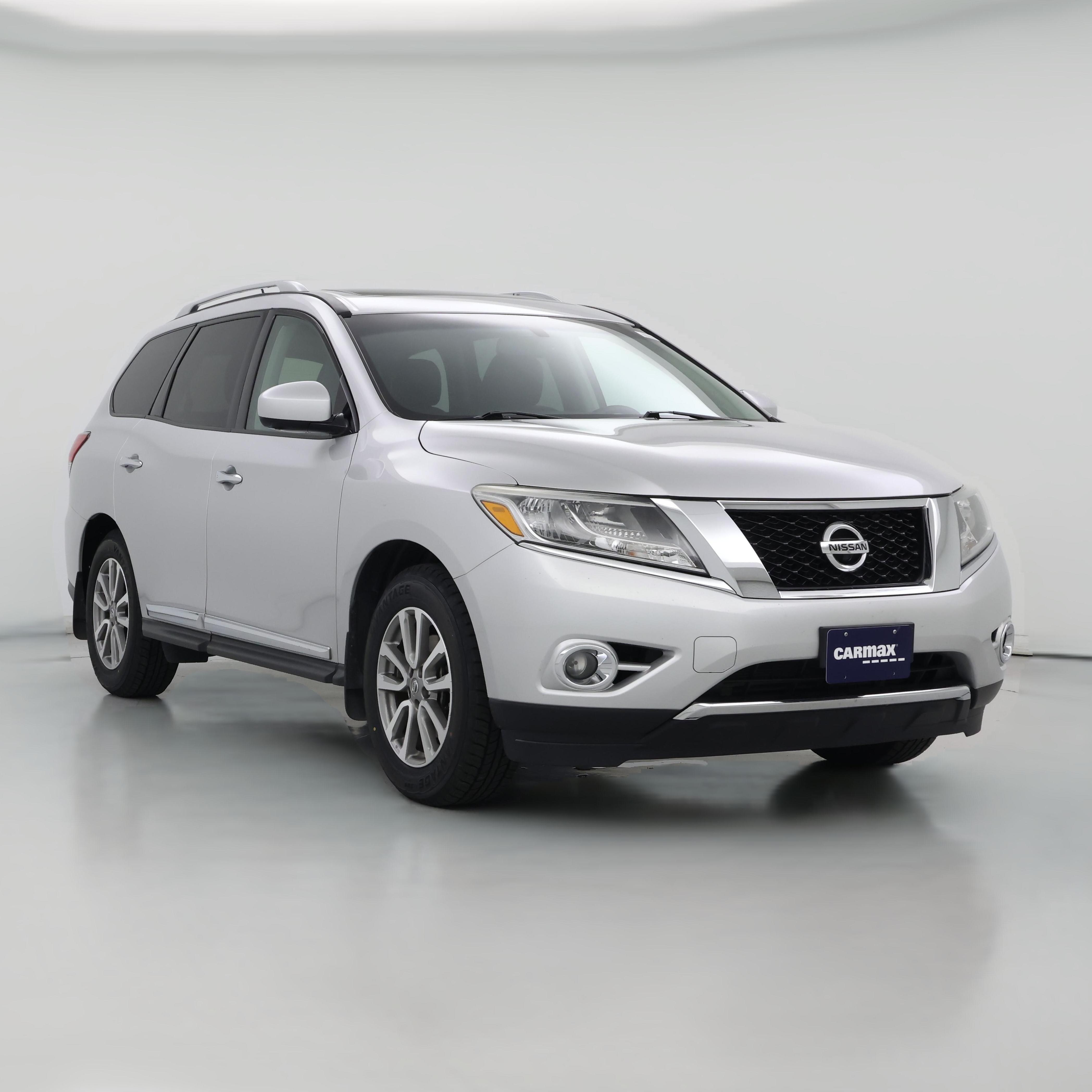 Thumbnail: 2015 Nissan Pathfinder - 1