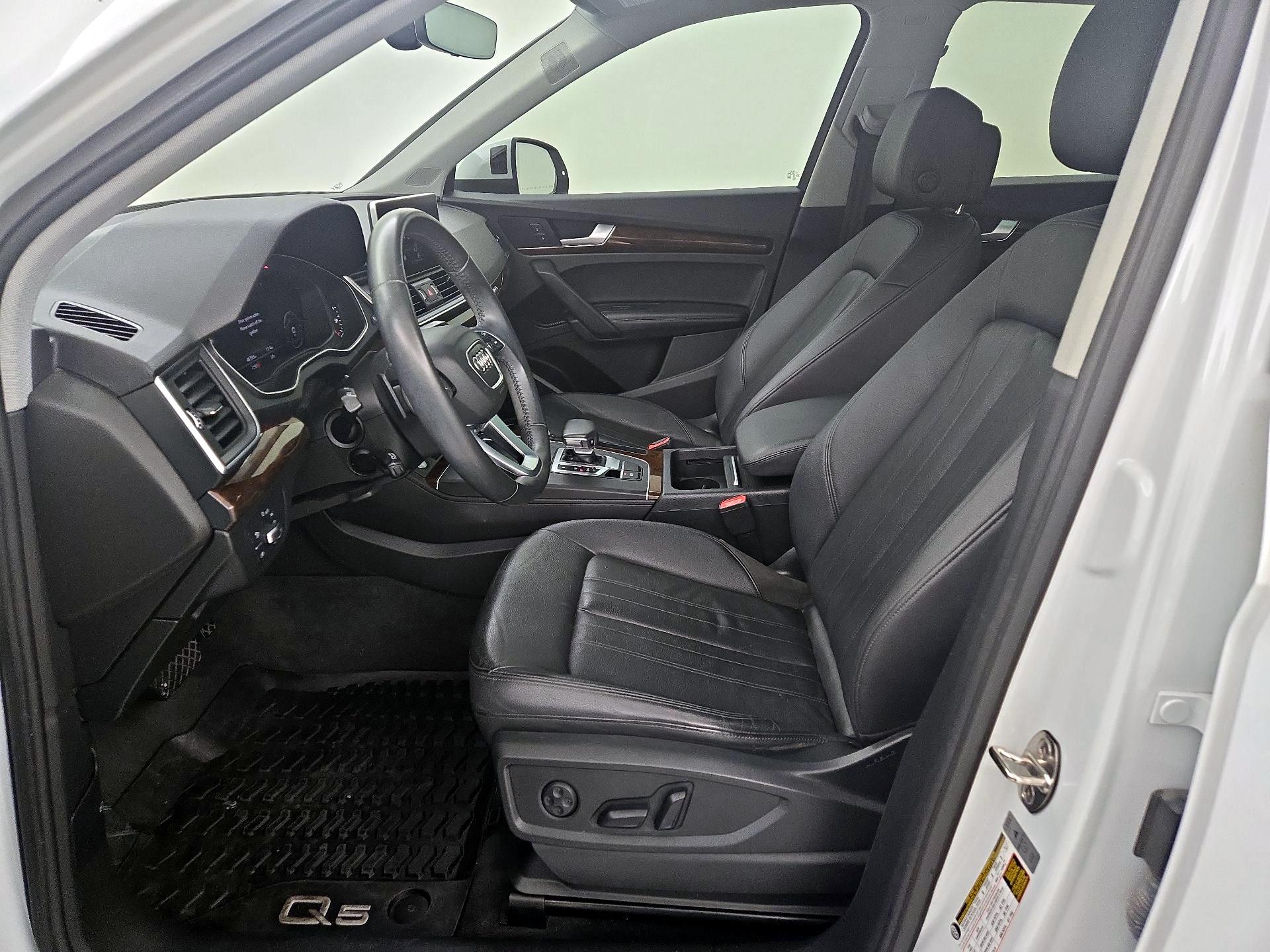 Thumbnail: 2020 Audi Q5 - 11