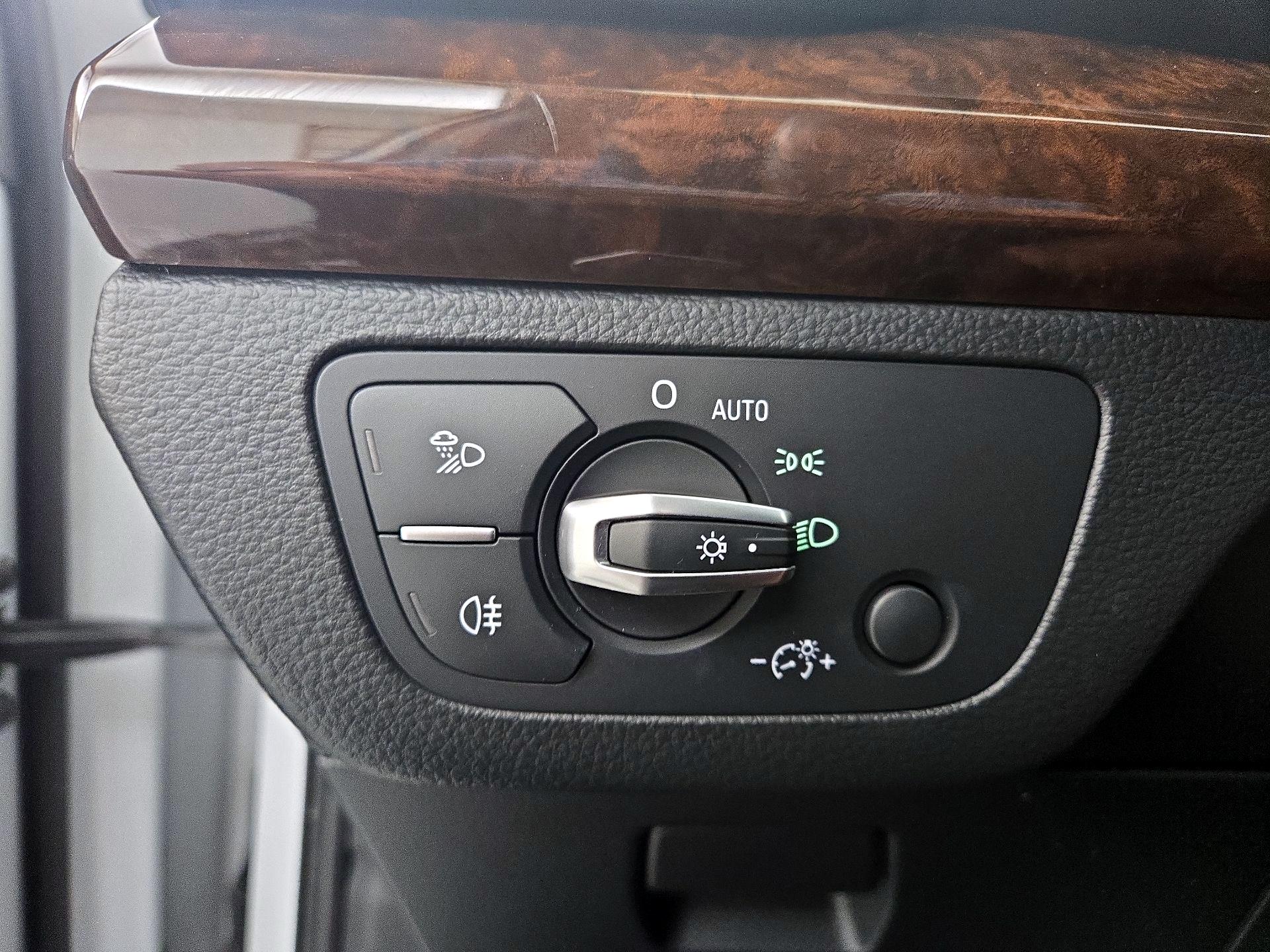 Thumbnail: 2020 Audi Q5 - 13