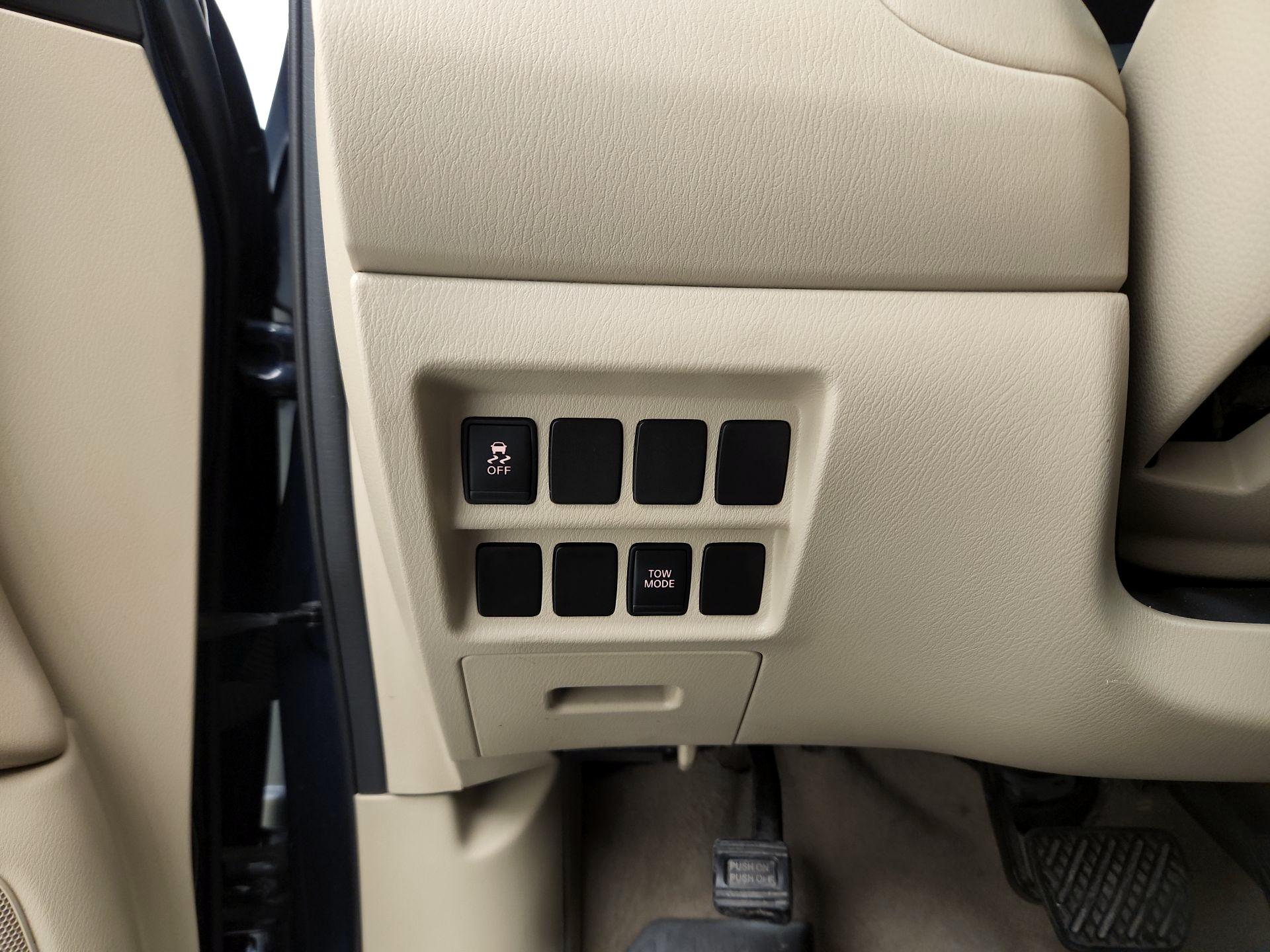 Thumbnail: 2015 Nissan Pathfinder - 13