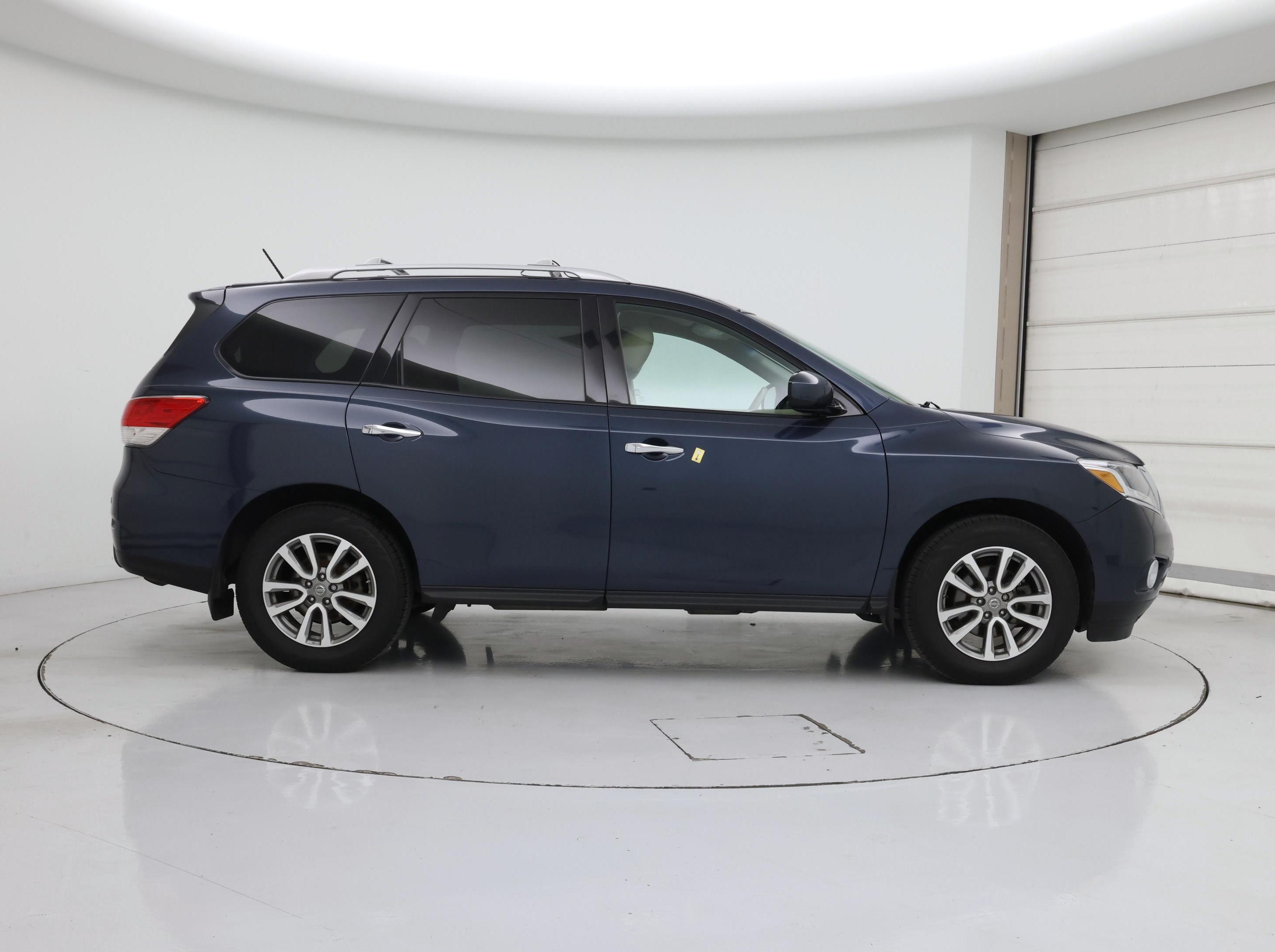 Thumbnail: 2015 Nissan Pathfinder - 7