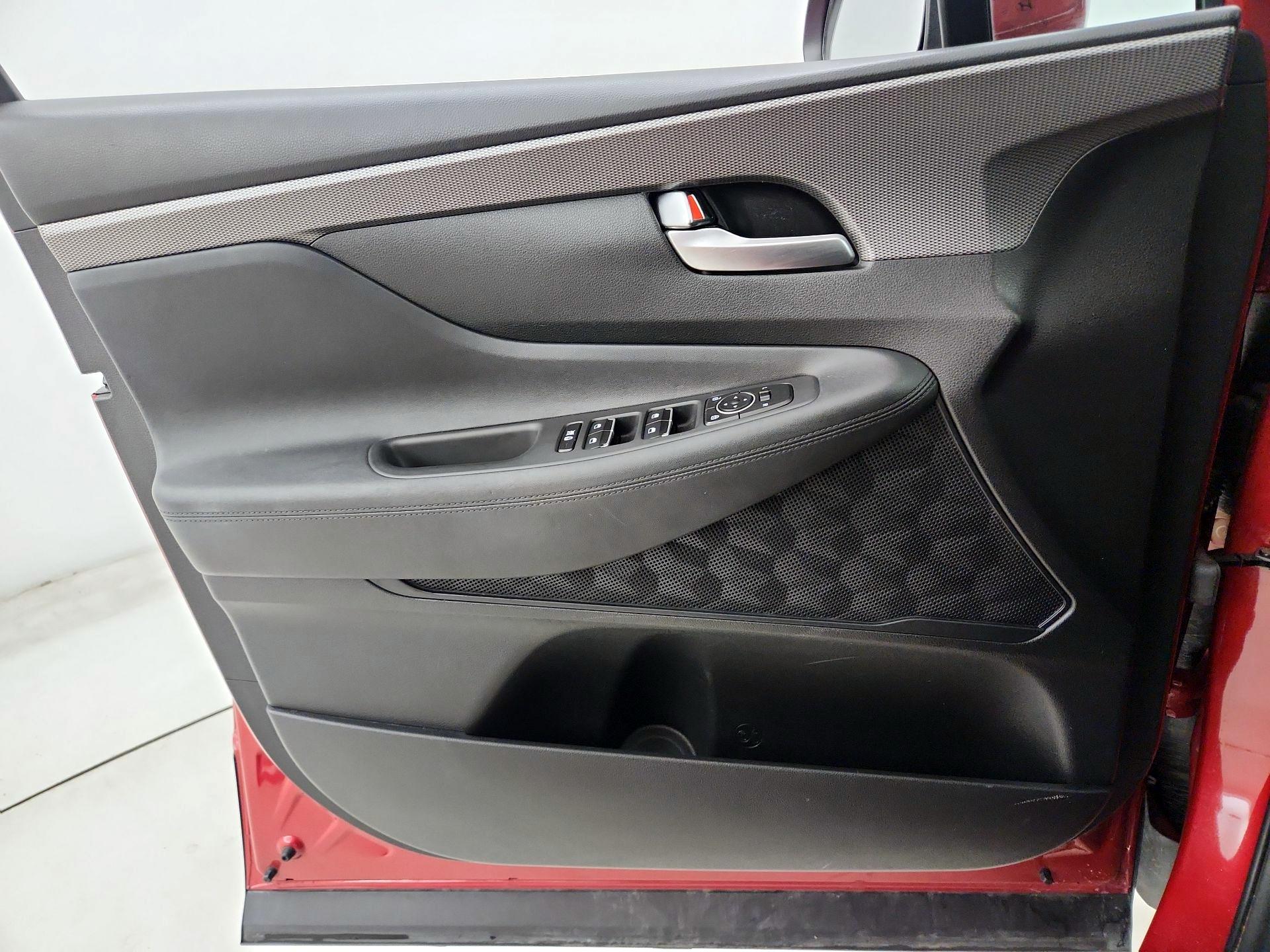 Thumbnail: 2019 Hyundai Santa Fe - 12