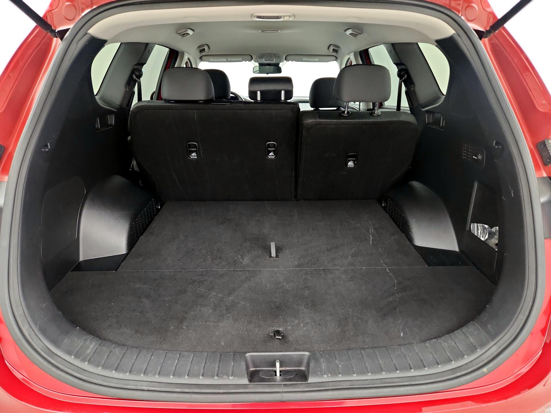 Thumbnail: 2019 Hyundai Santa Fe - 20