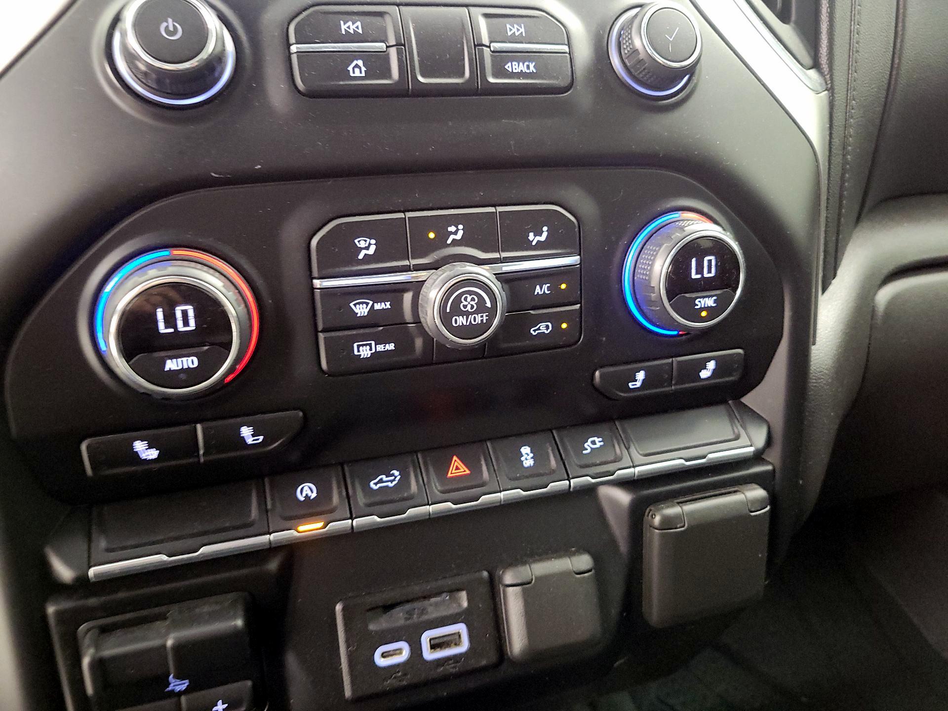 Thumbnail: 2020 Chevrolet Silverado 1500 - 16