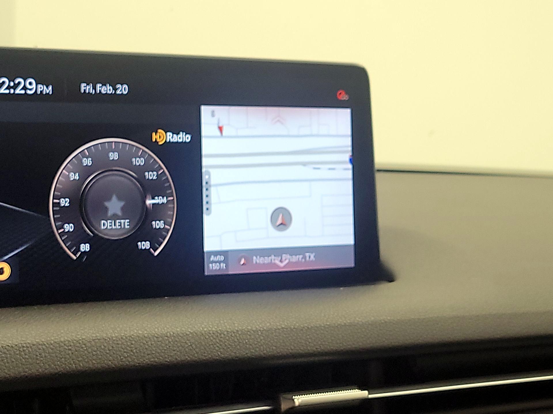 Thumbnail: 2022 Genesis GV70 - 14