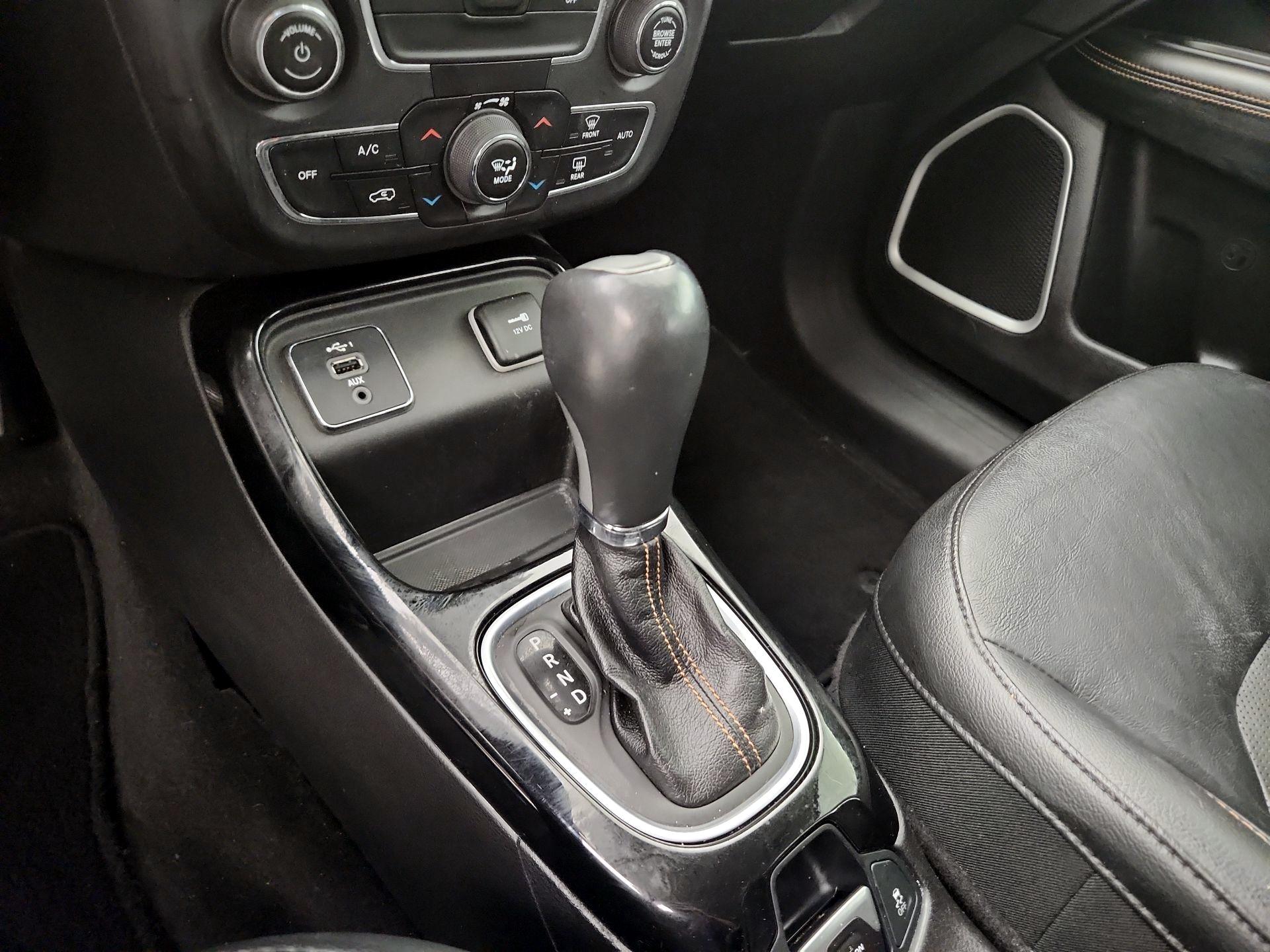 Thumbnail: 2019 Jeep Compass - 15