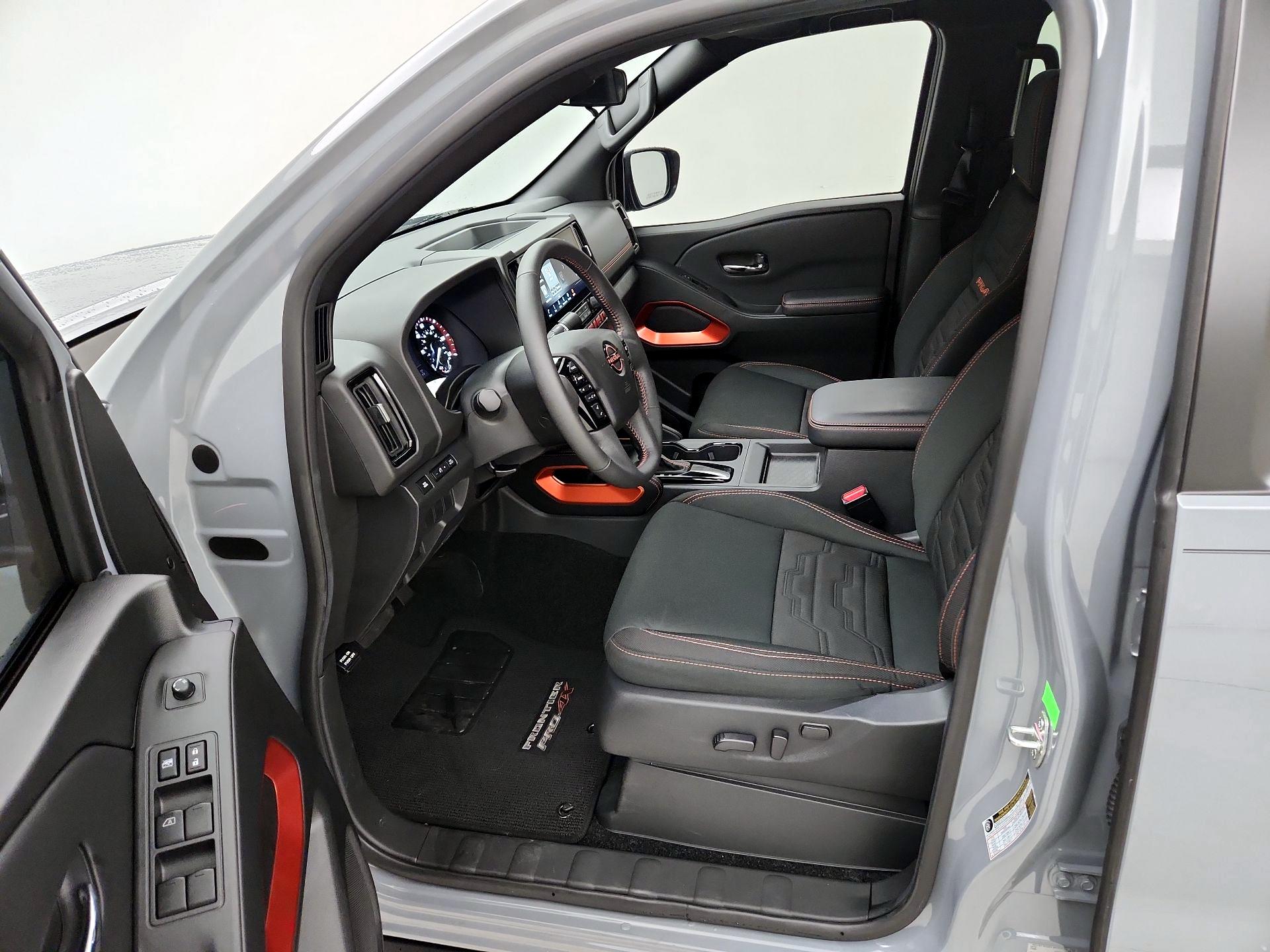 Thumbnail: 2025 Nissan Frontier - 11