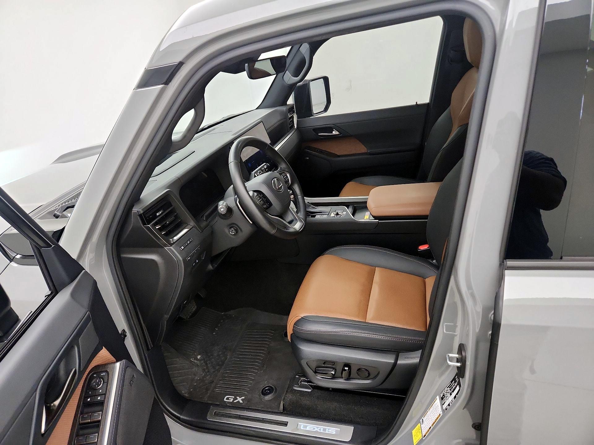 Thumbnail: 2024 Lexus GX - 11