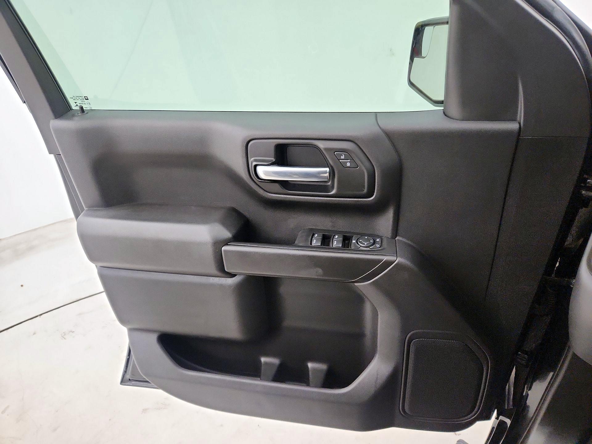 Thumbnail: 2022 Chevrolet Silverado 1500 - 12