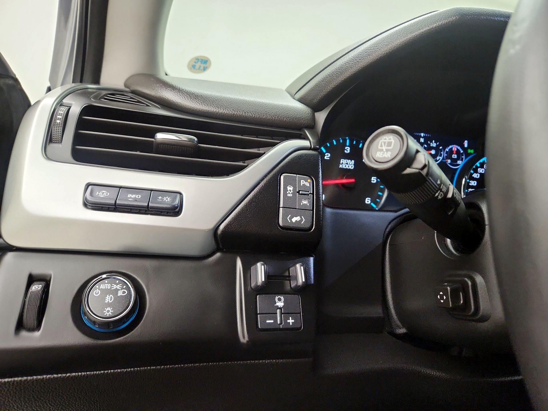 Thumbnail: 2018 Chevrolet Tahoe - 13