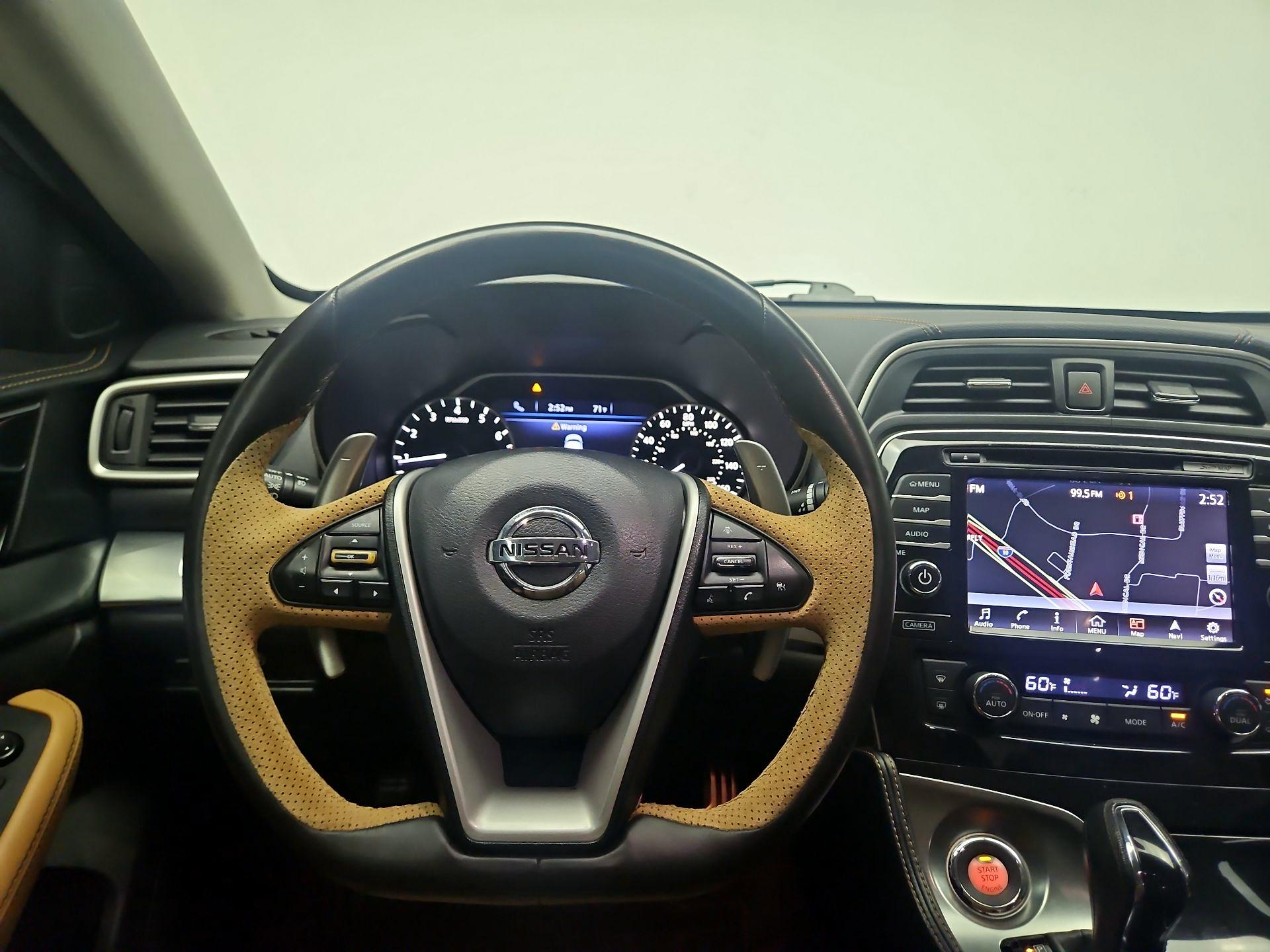 Thumbnail: 2016 Nissan Maxima - 10