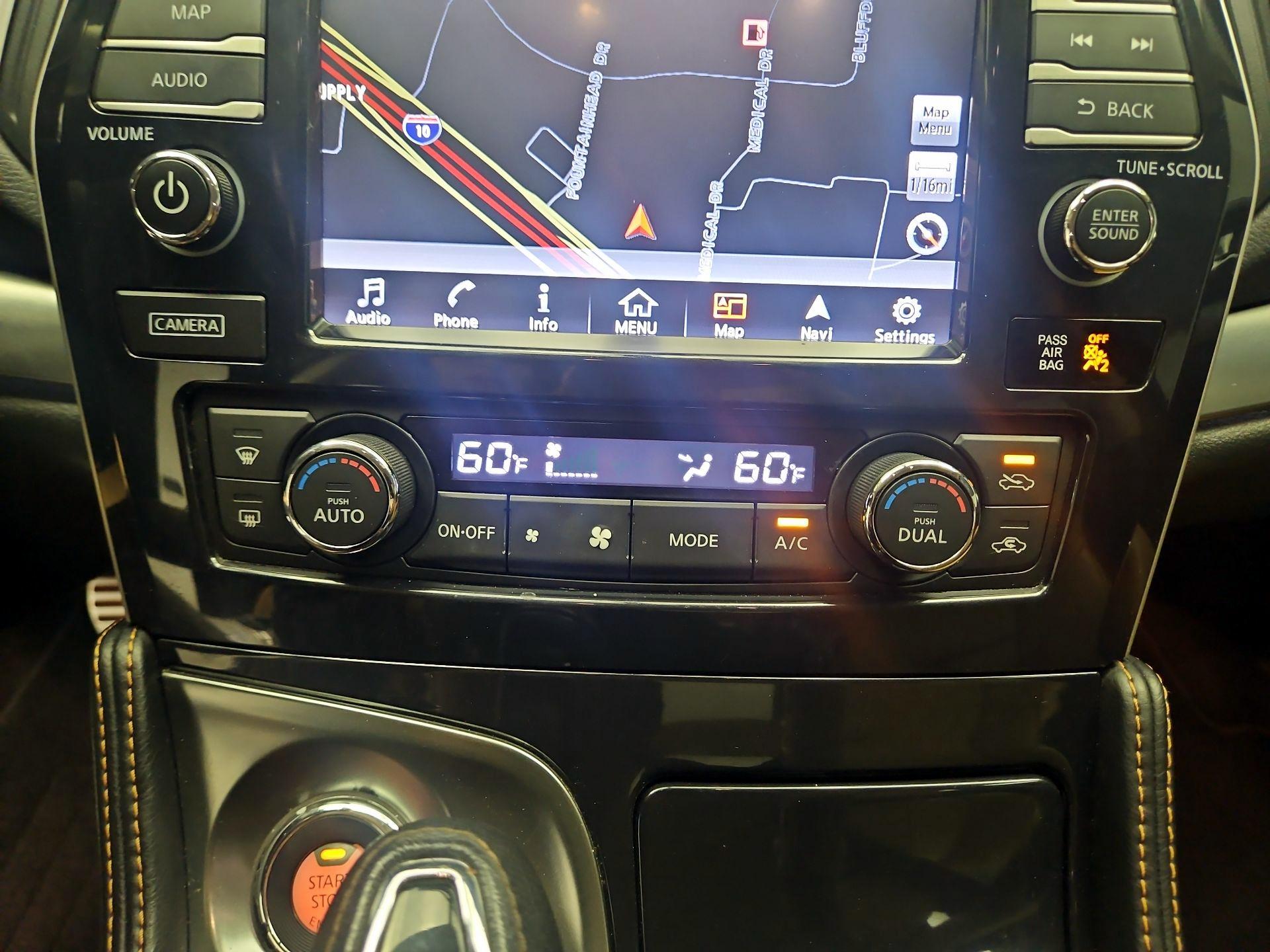 Thumbnail: 2016 Nissan Maxima - 17