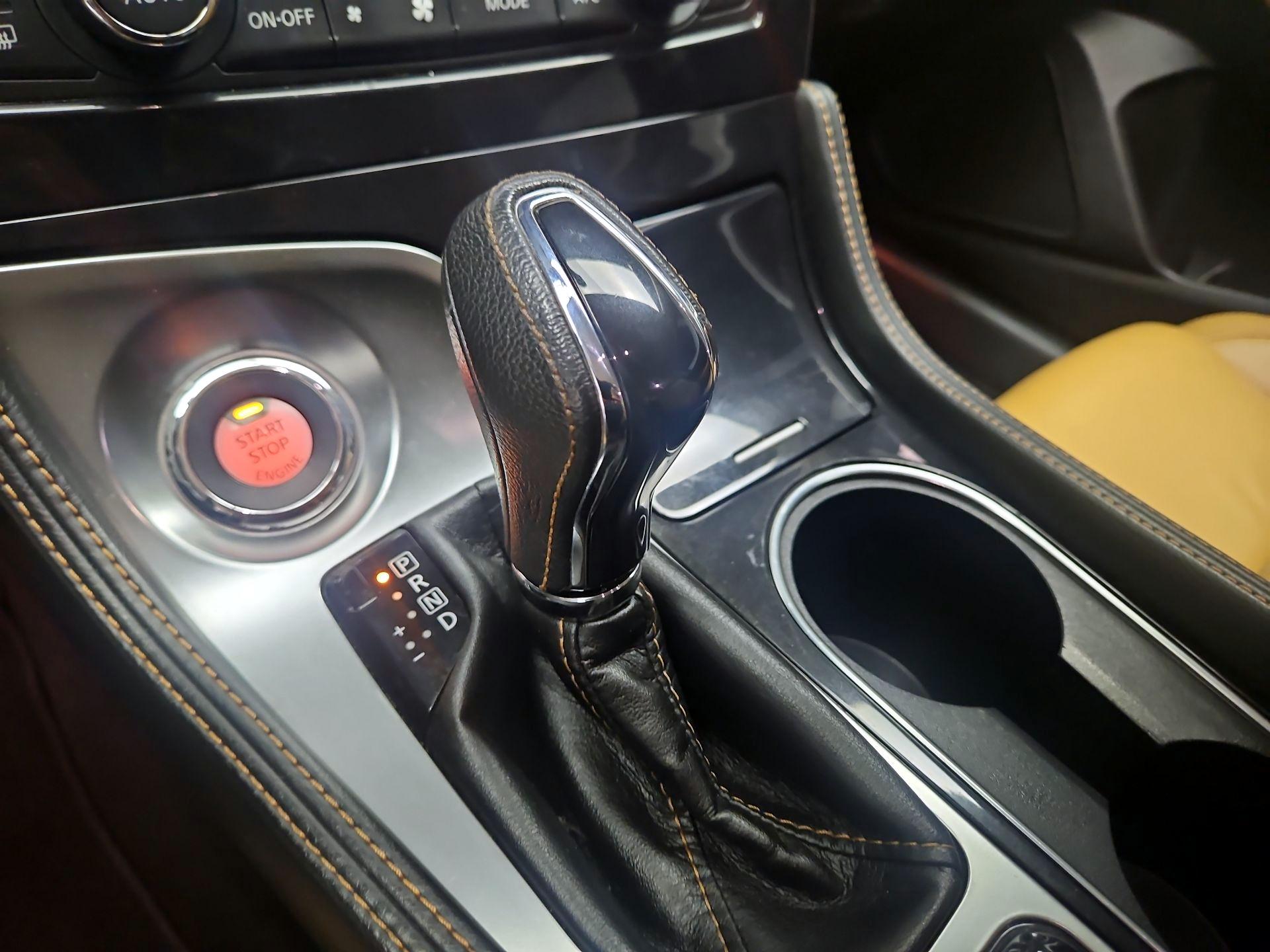 Thumbnail: 2016 Nissan Maxima - 18