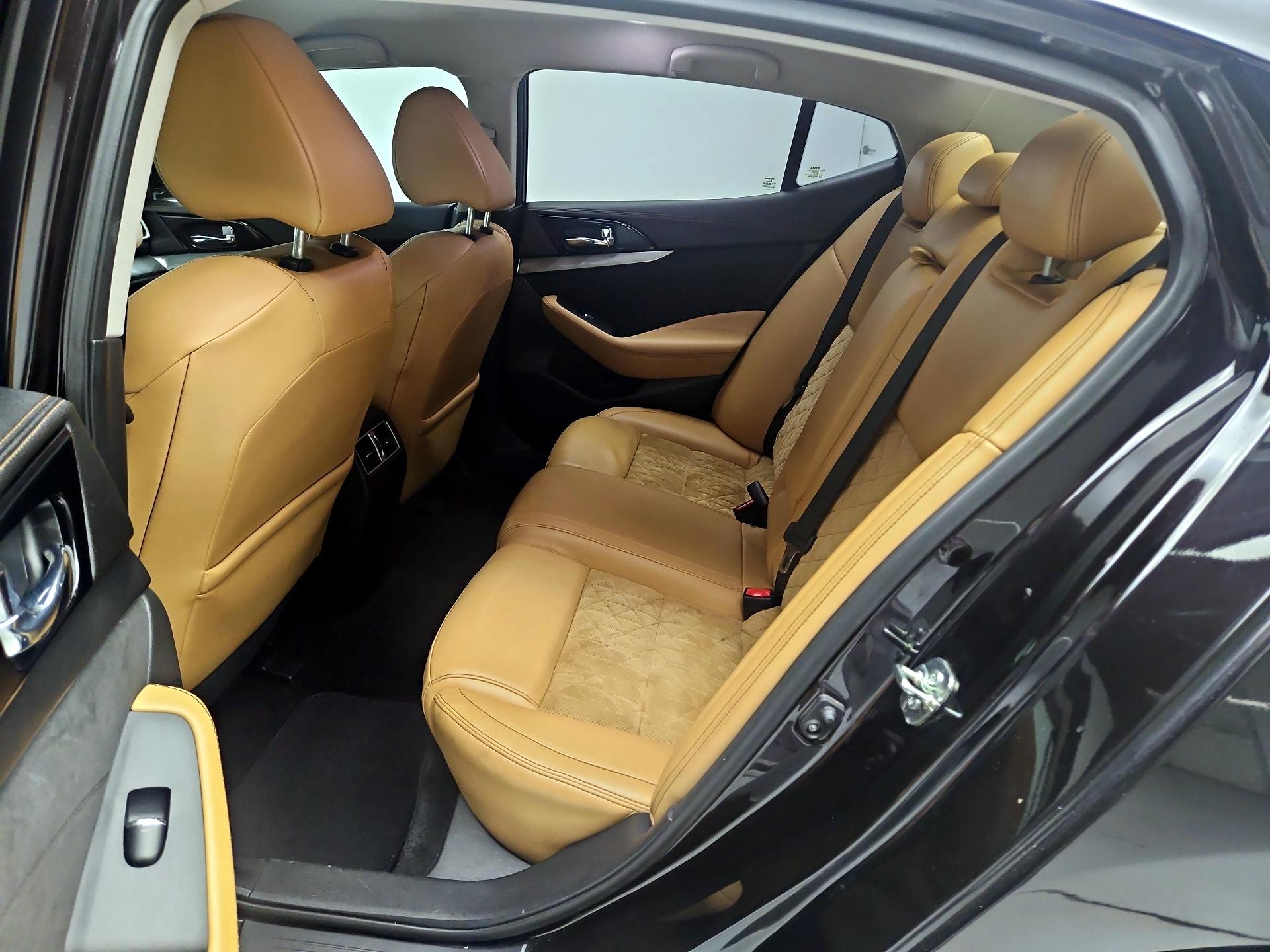 Thumbnail: 2016 Nissan Maxima - 20