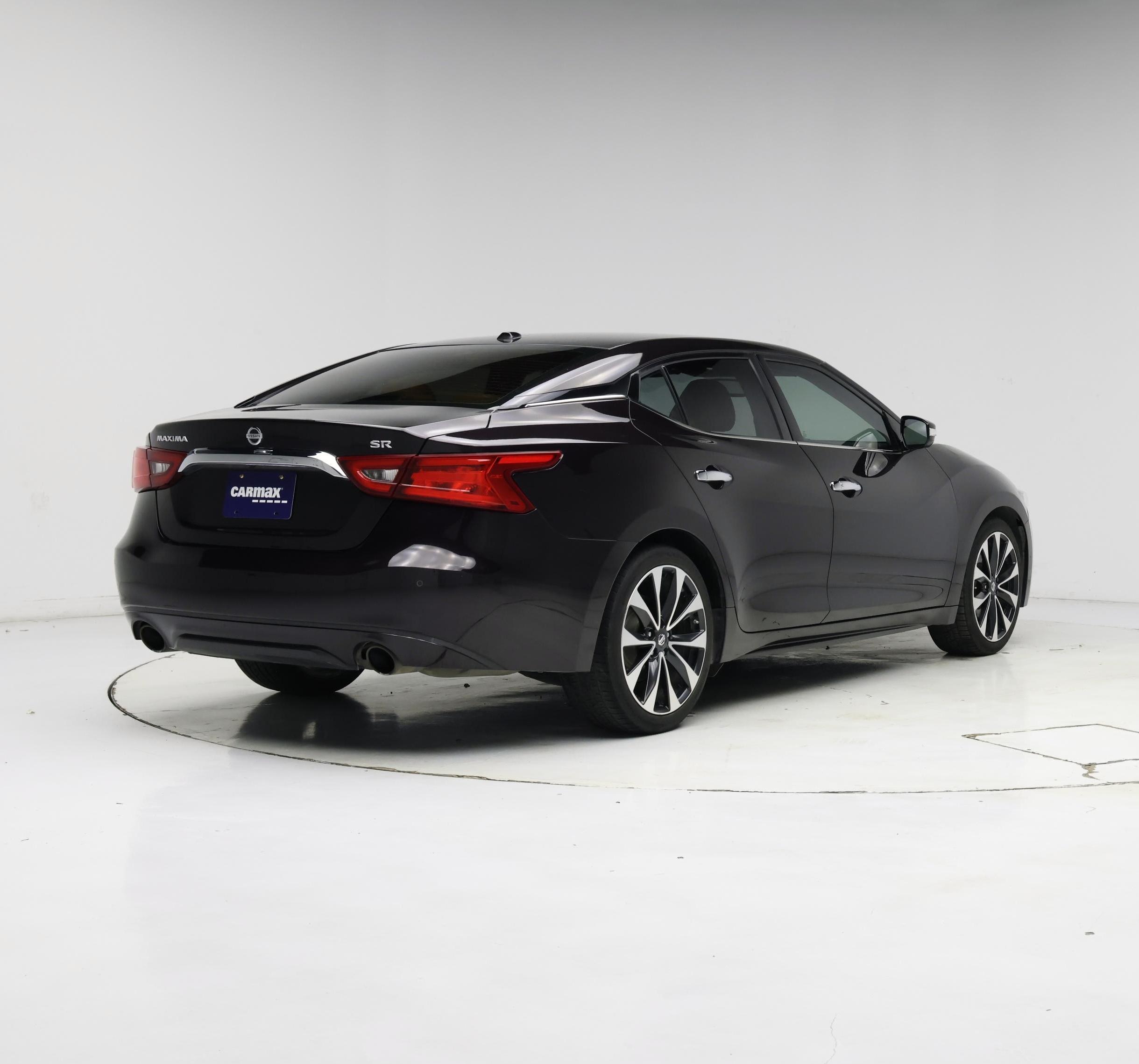 Thumbnail: 2016 Nissan Maxima - 8