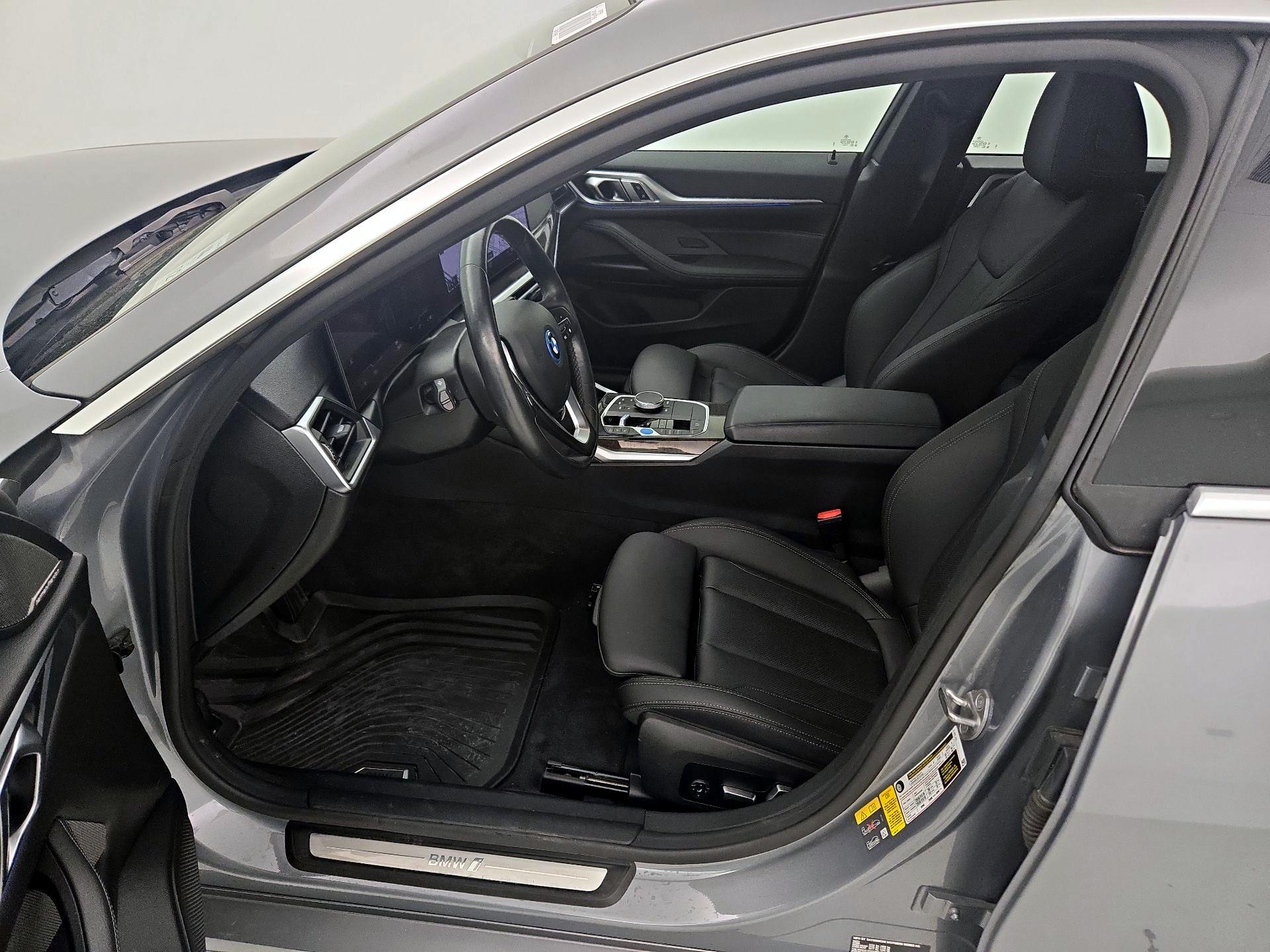 Thumbnail: 2023 BMW i4 - 11