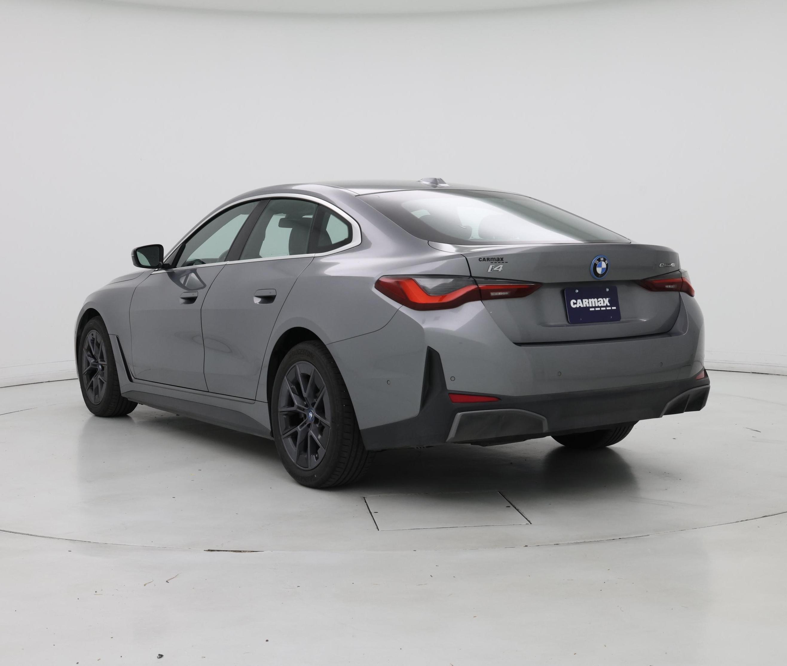 Thumbnail: 2023 BMW i4 - 2