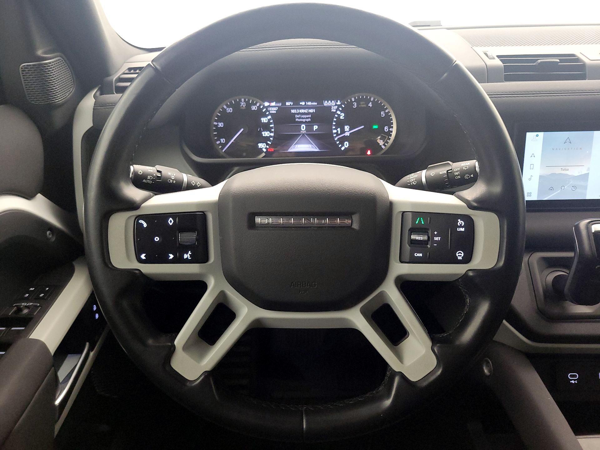 Thumbnail: 2023 Land Rover Defender - 10