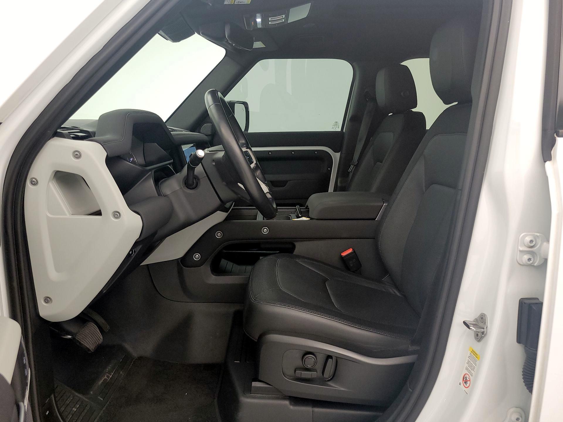 Thumbnail: 2023 Land Rover Defender - 11