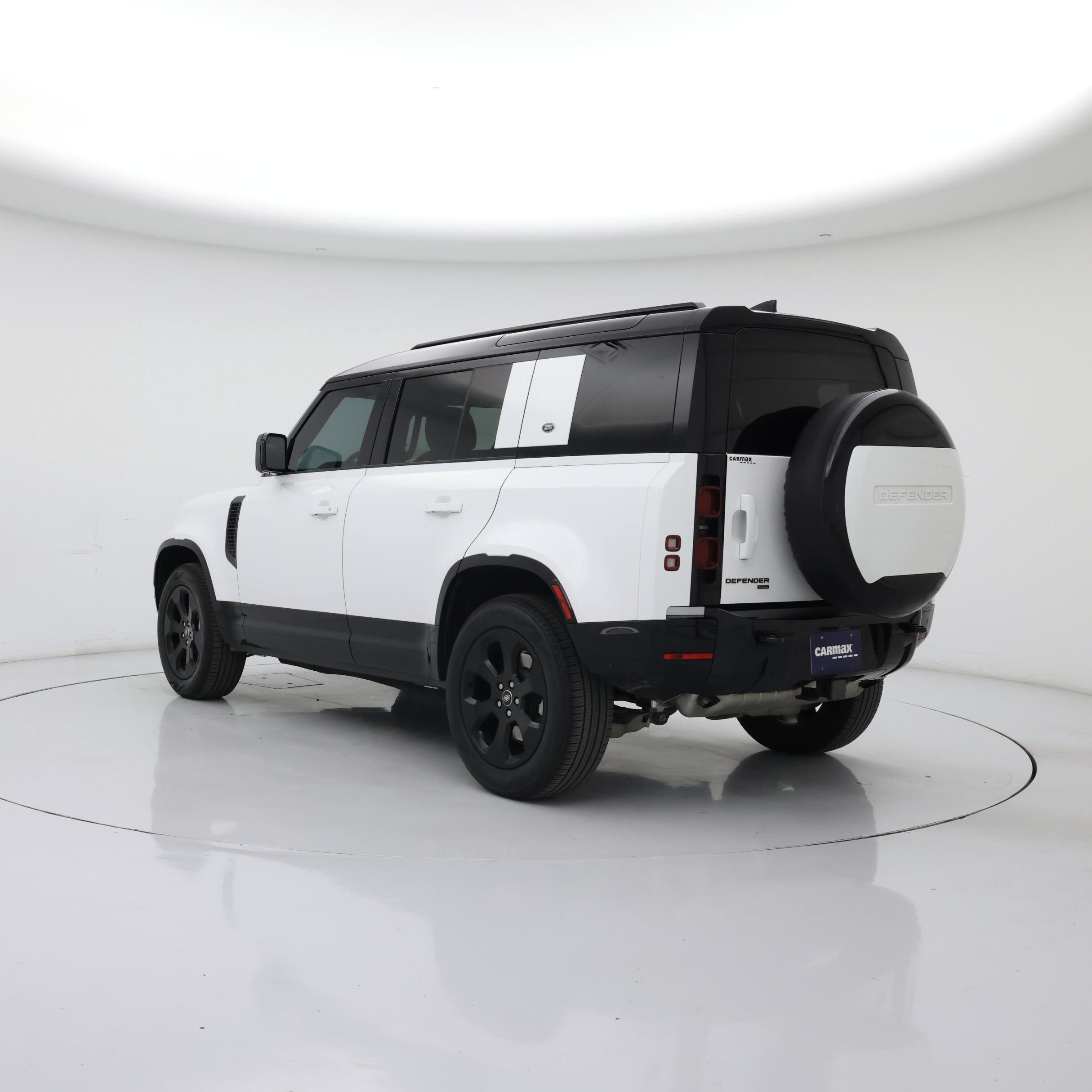 Thumbnail: 2023 Land Rover Defender - 2