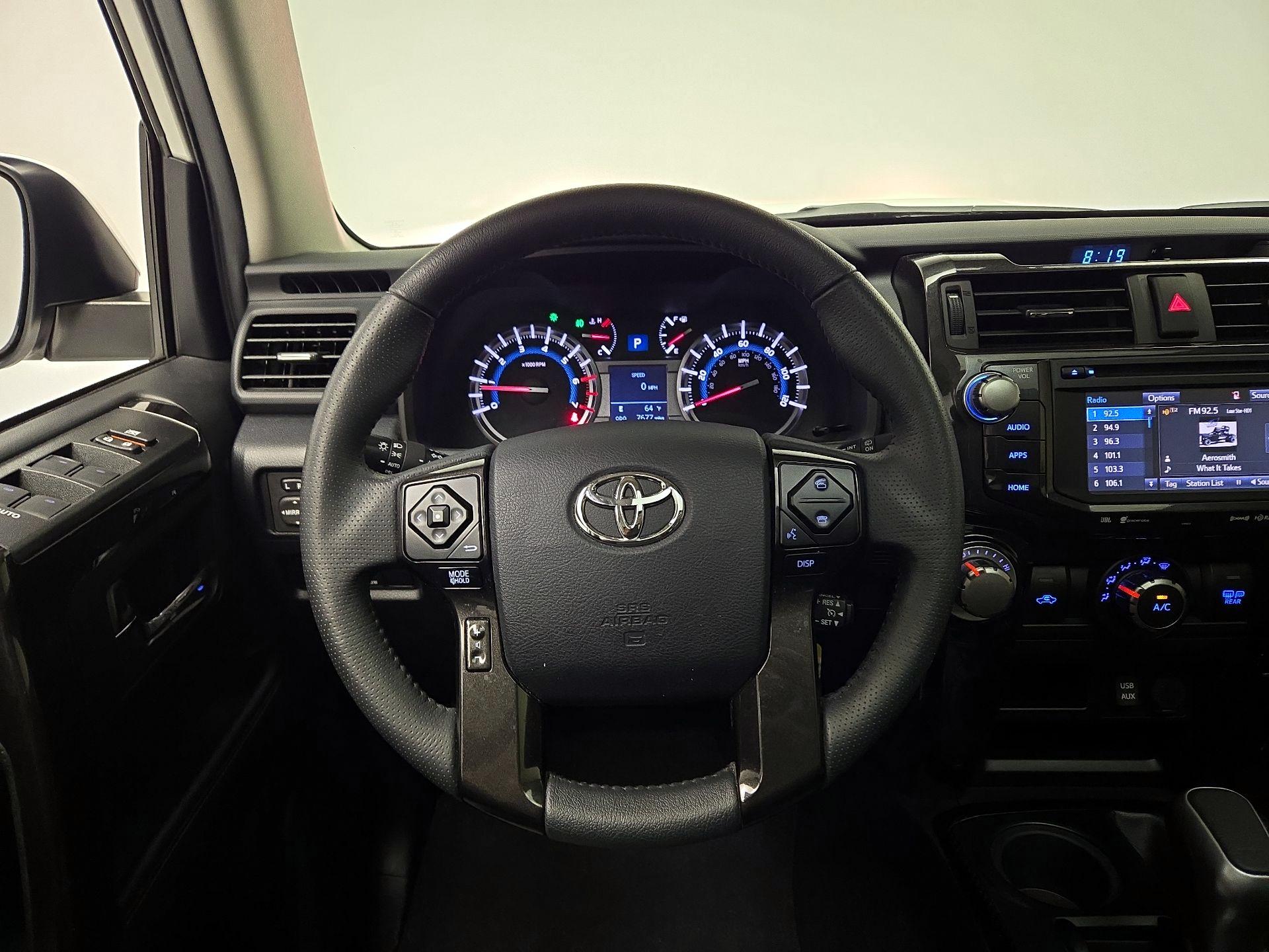 Thumbnail: 2019 Toyota 4Runner - 10