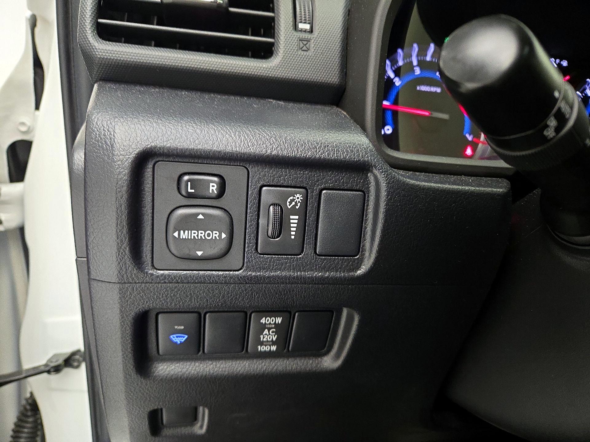 Thumbnail: 2019 Toyota 4Runner - 13