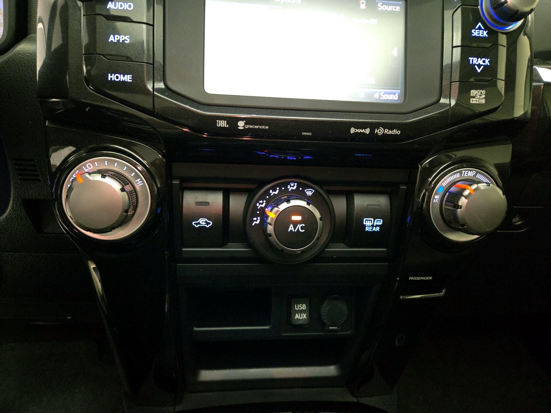 Thumbnail: 2019 Toyota 4Runner - 16