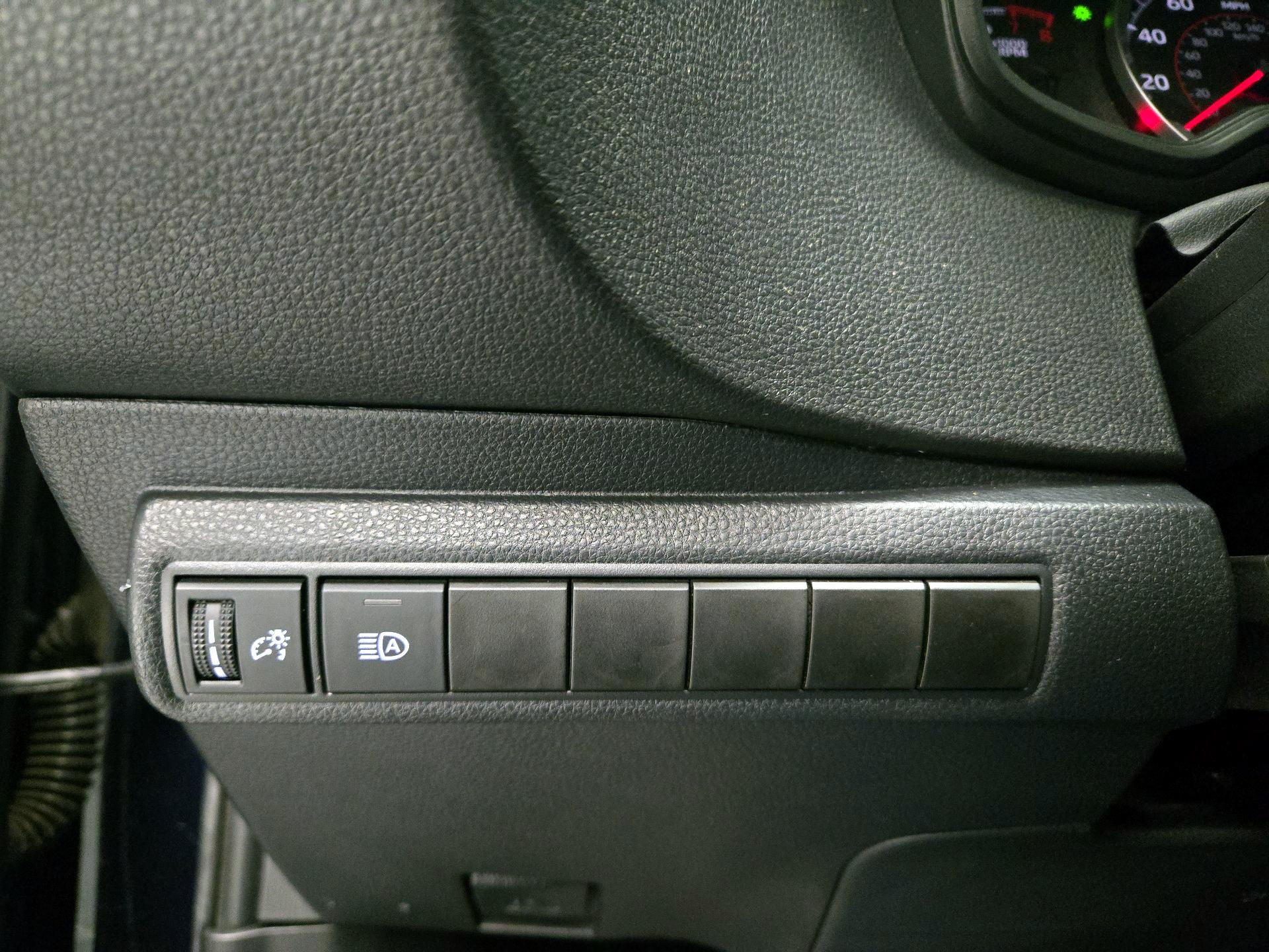 Thumbnail: 2021 Toyota Corolla - 13