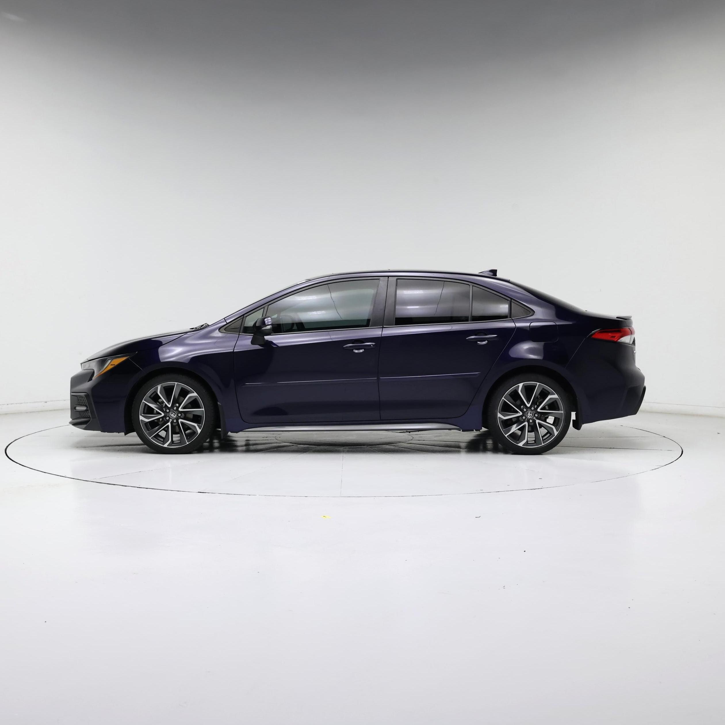 Thumbnail: 2021 Toyota Corolla - 3