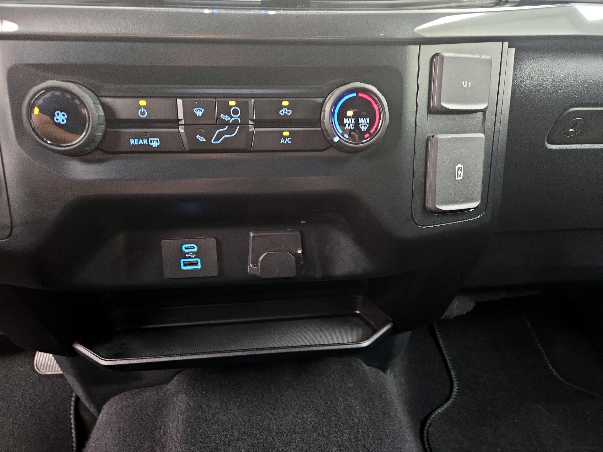 Thumbnail: 2023 Ford F-150 - 19