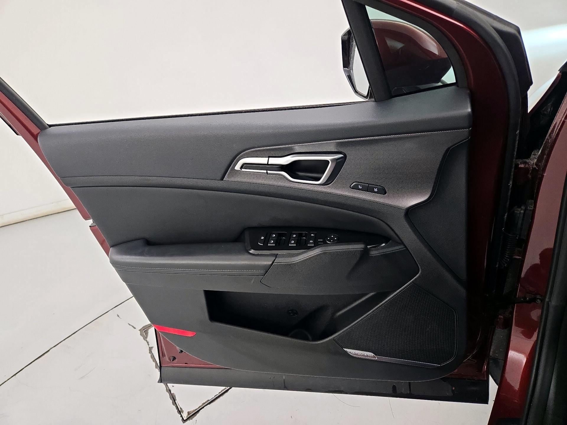 Thumbnail: 2023 Kia Sportage - 12