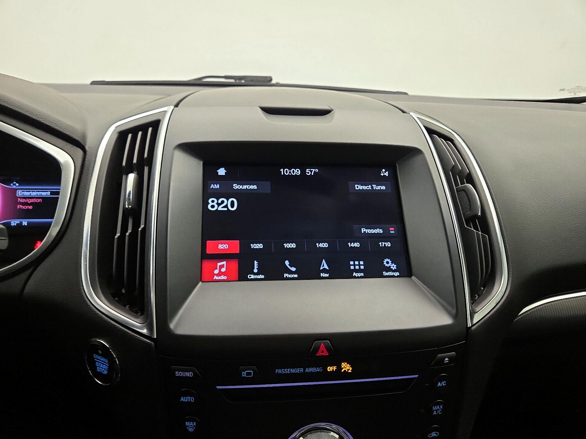 Thumbnail: 2019 Ford Edge - 16