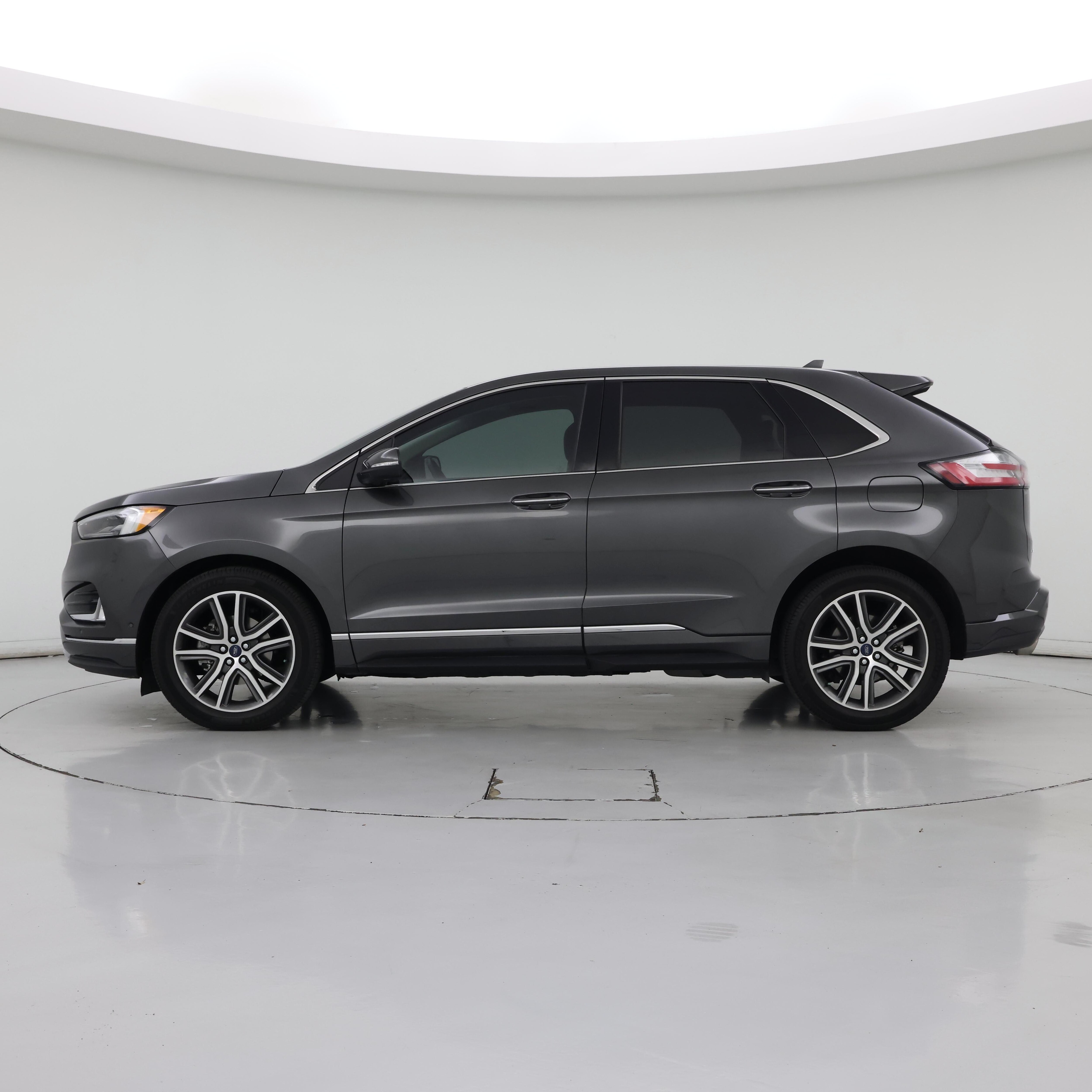 Thumbnail: 2019 Ford Edge - 3