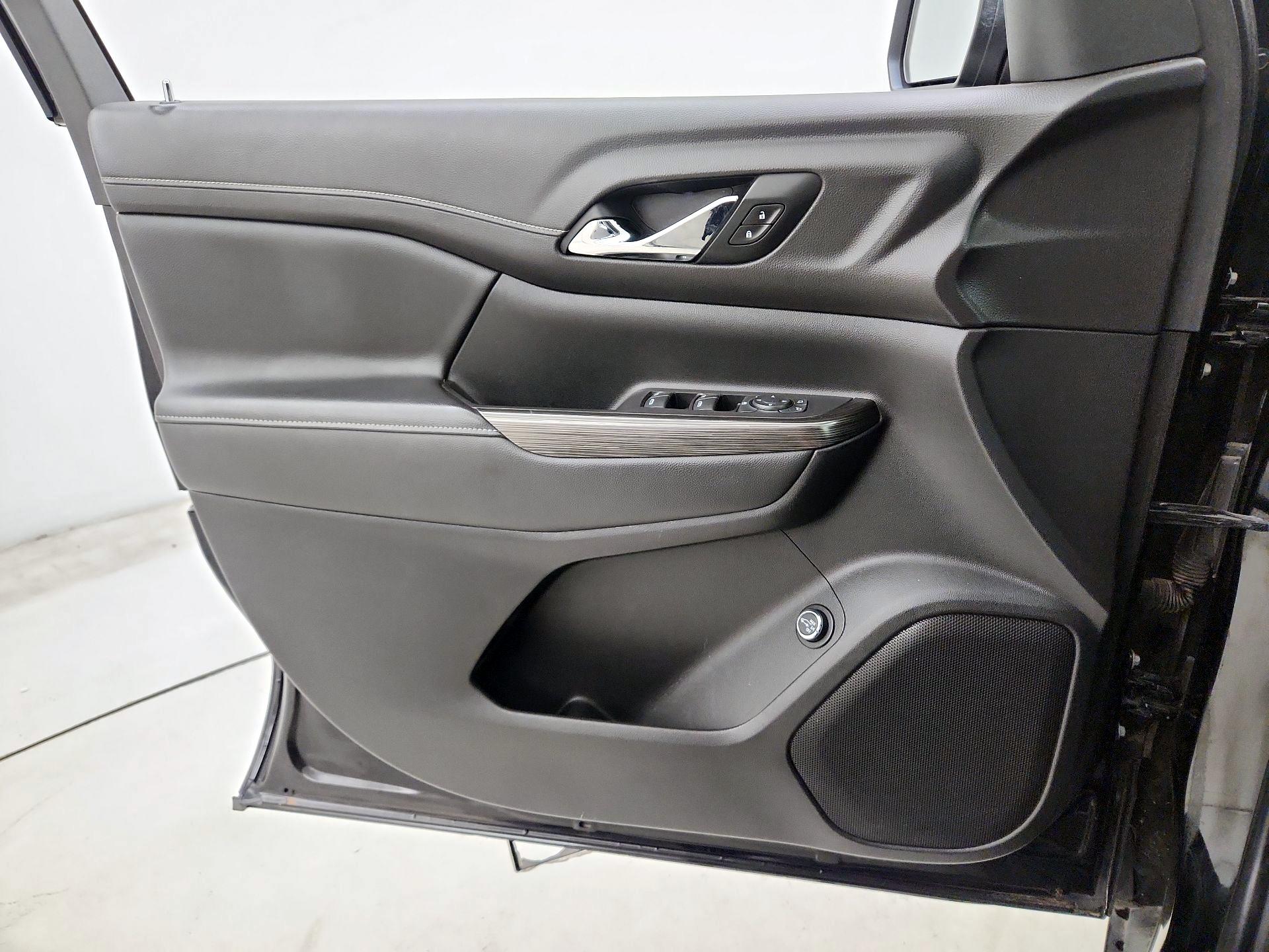 Thumbnail: 2020 GMC Acadia - 12