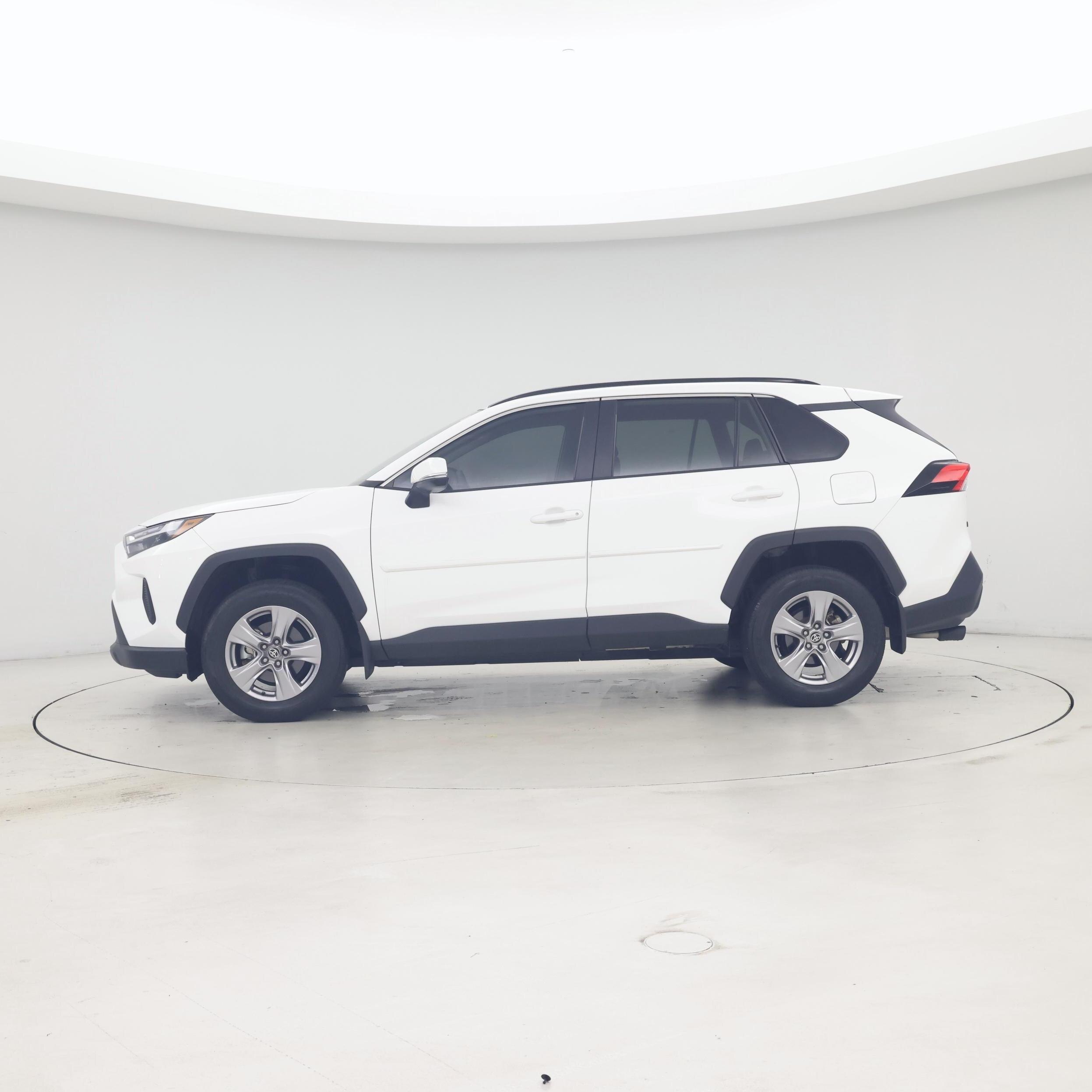 Thumbnail: 2024 Toyota RAV4 - 3