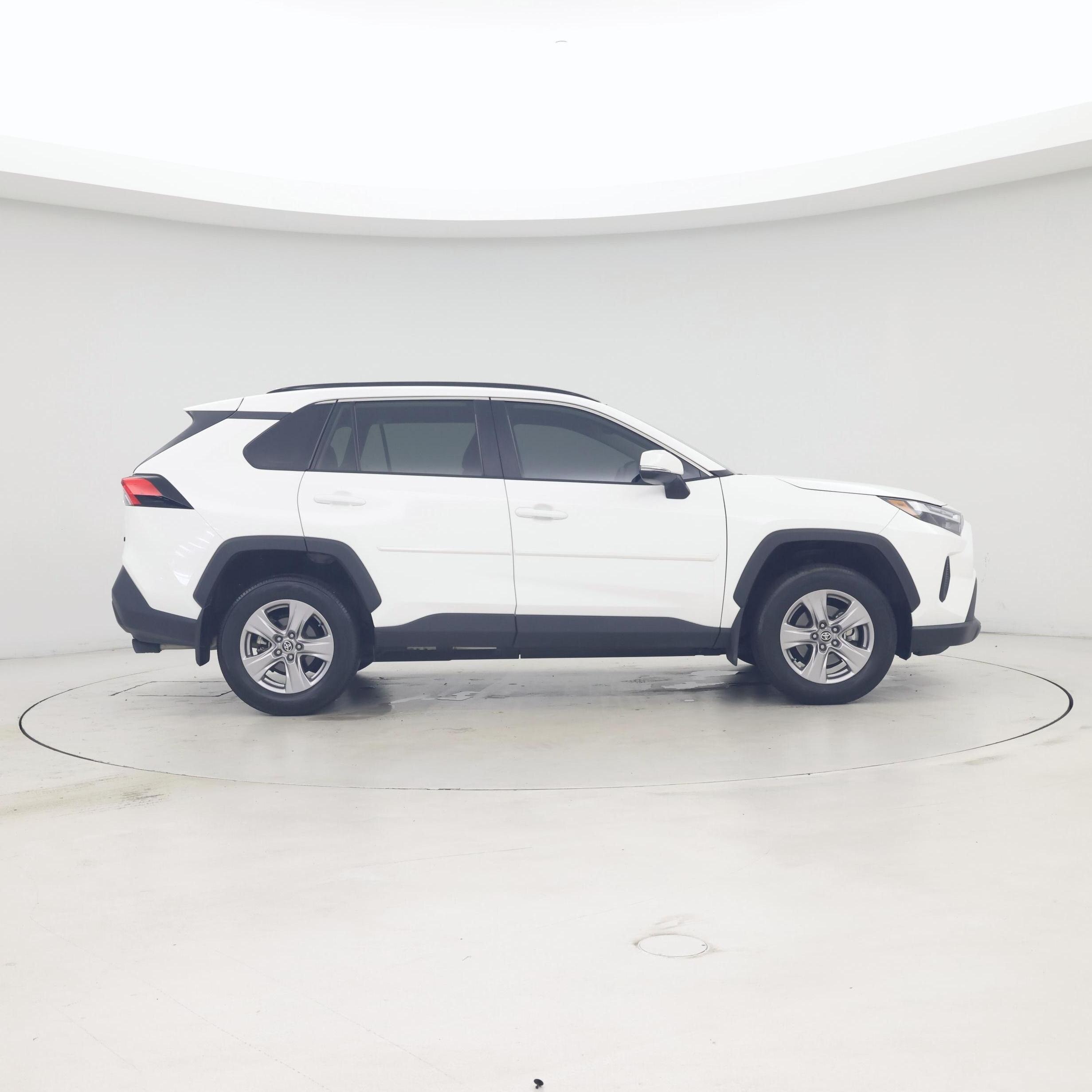 Thumbnail: 2024 Toyota RAV4 - 7