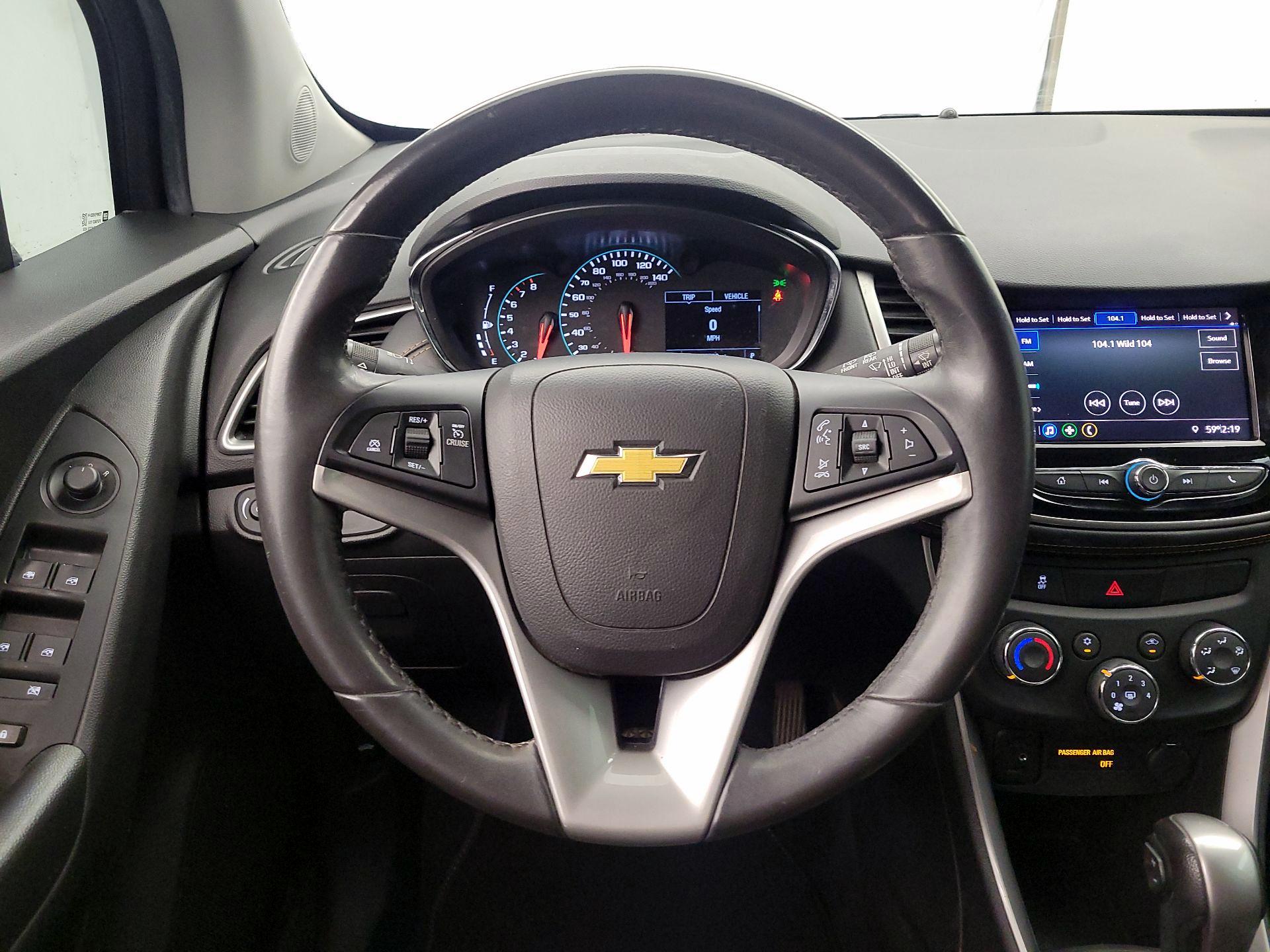 Thumbnail: 2021 Chevrolet Trax - 10