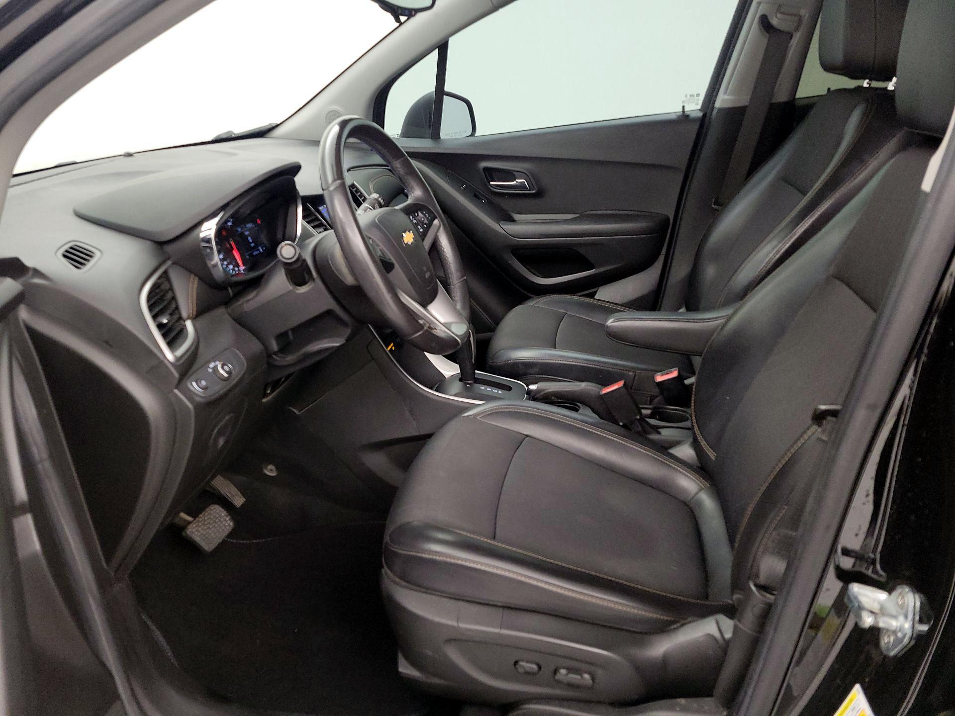 Thumbnail: 2021 Chevrolet Trax - 11