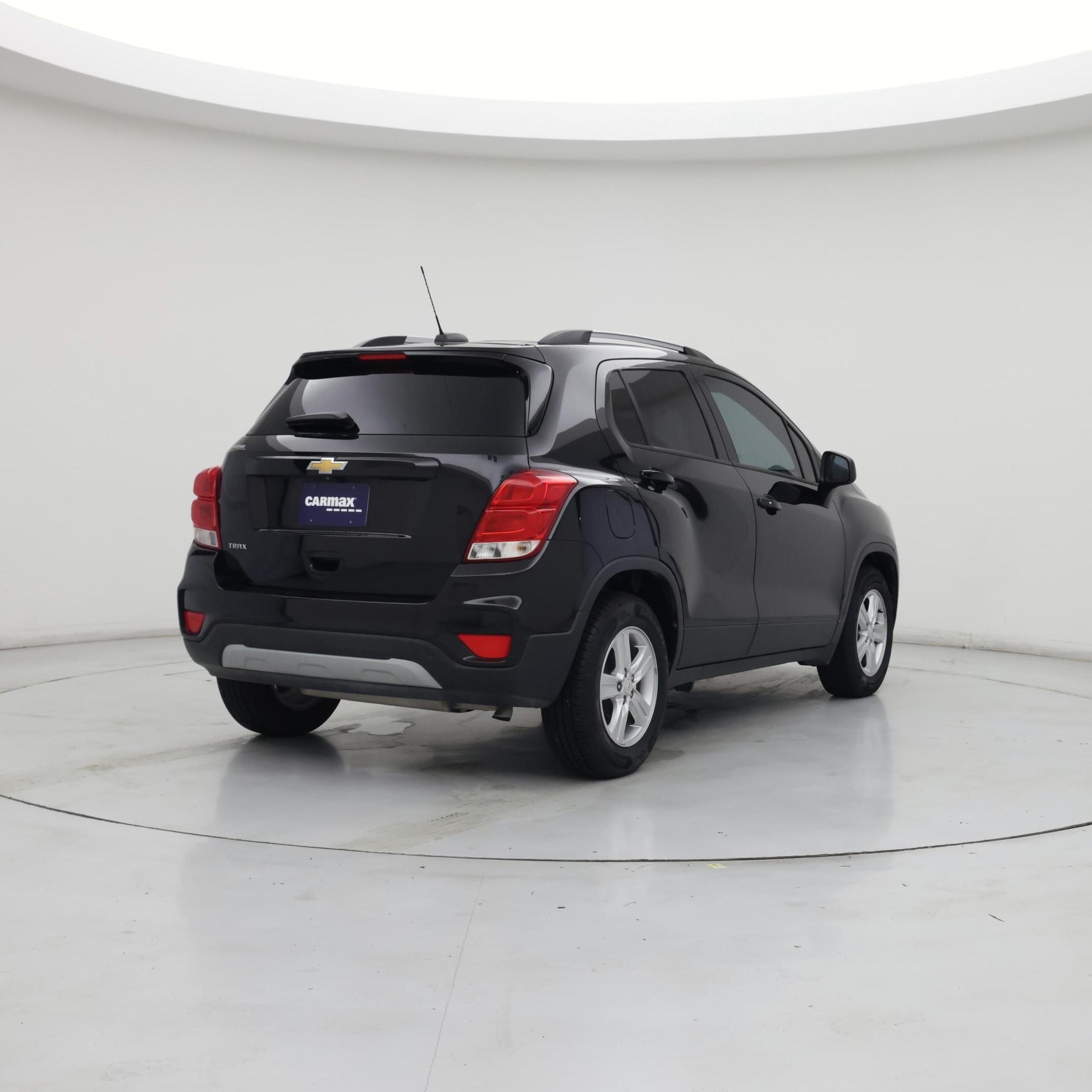 Thumbnail: 2021 Chevrolet Trax - 8