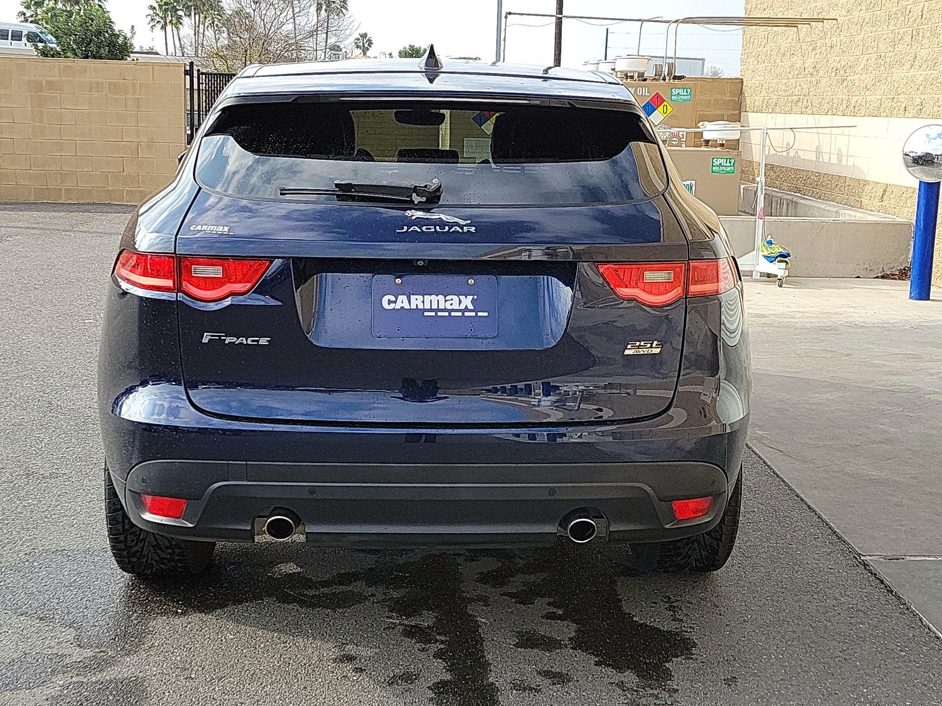 Thumbnail: 2020 Jaguar F-Pace - 6