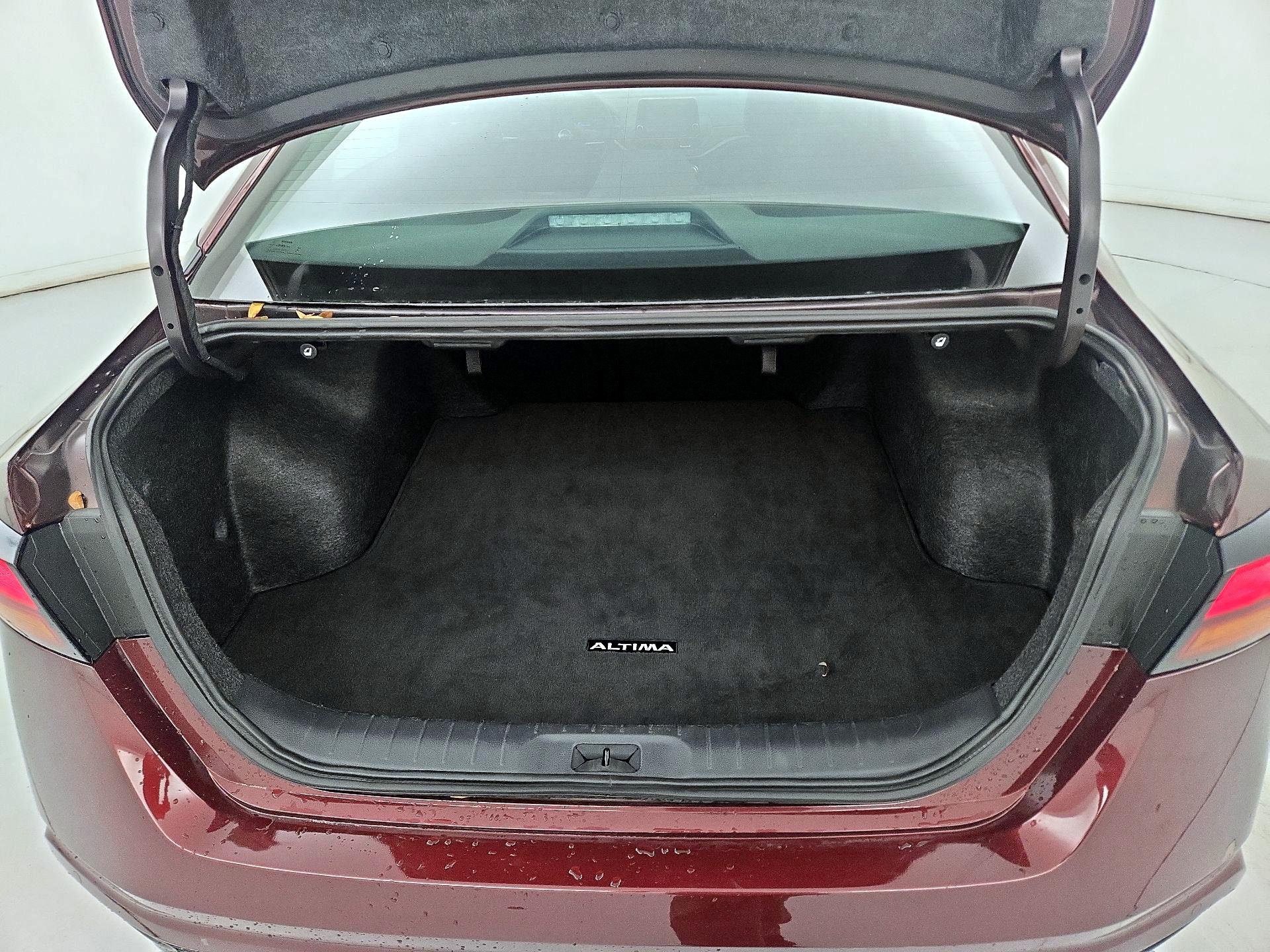 Thumbnail: 2025 Nissan Altima - 20