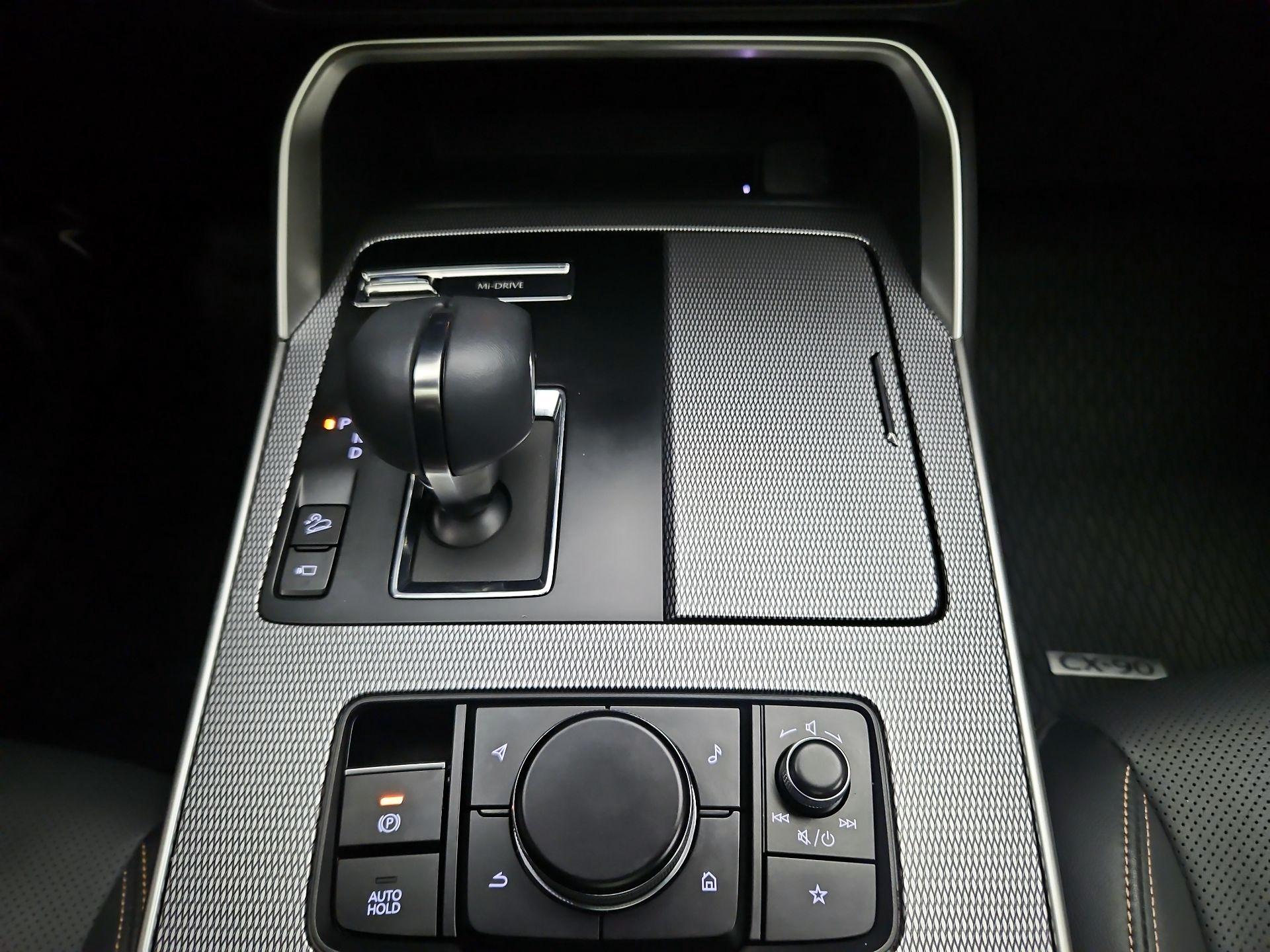 Thumbnail: 2025 Mazda CX-90 - 18