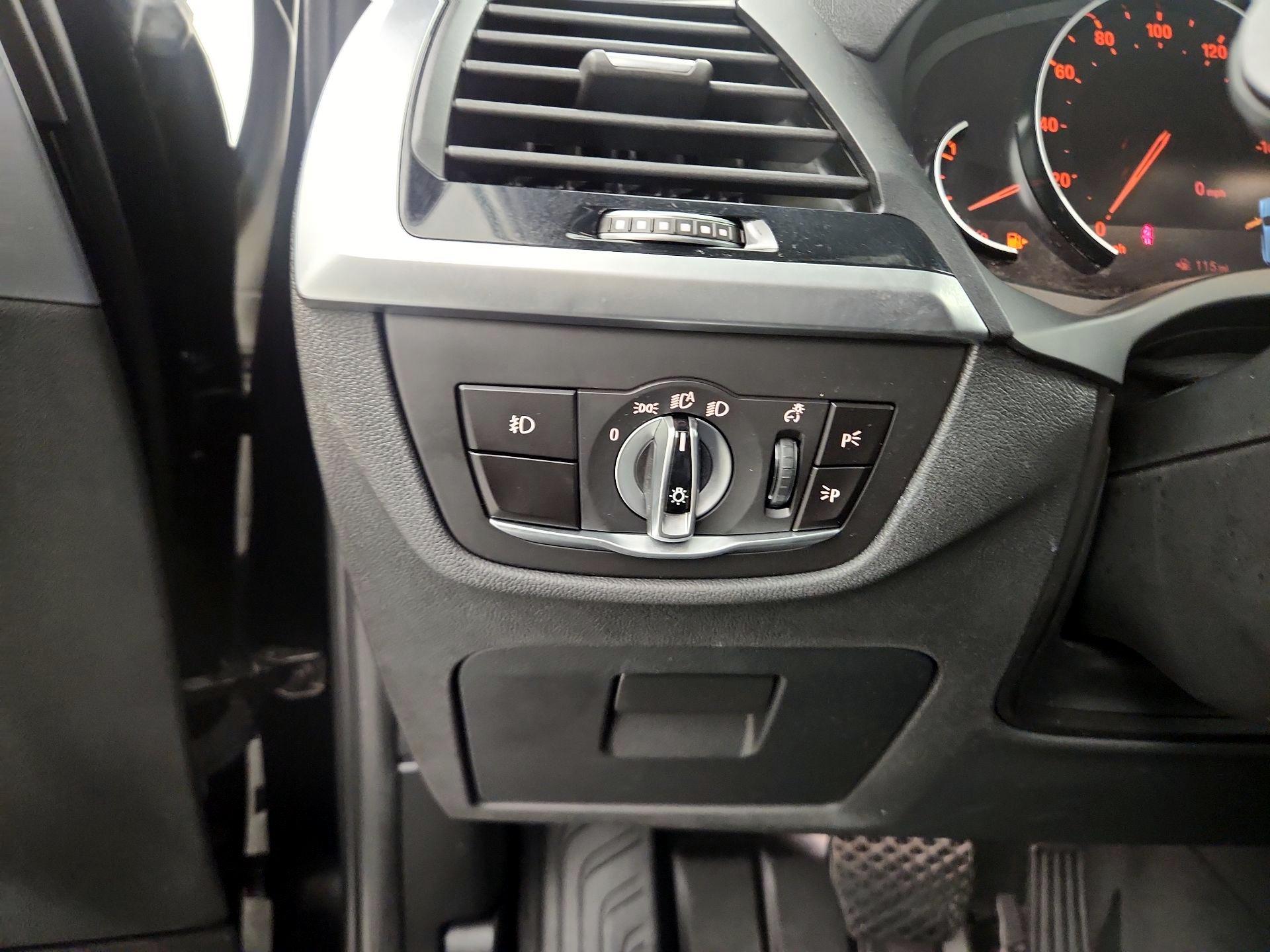 Thumbnail: 2019 BMW X3 - 13