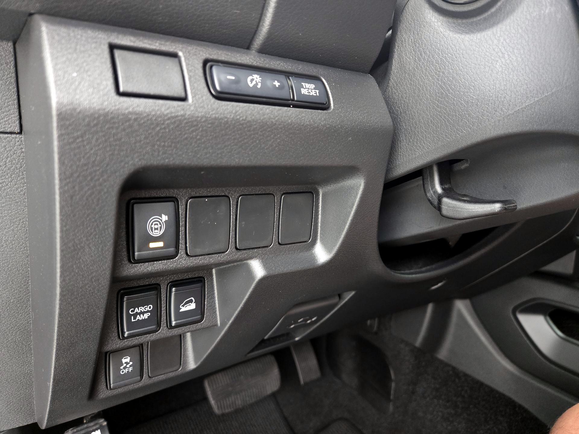 Thumbnail: 2025 Nissan Frontier - 13