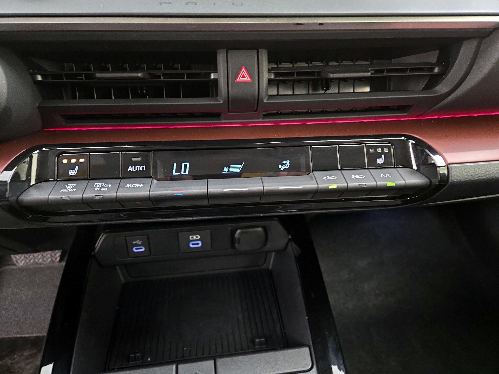 Thumbnail: 2023 Toyota Prius Prime - 16