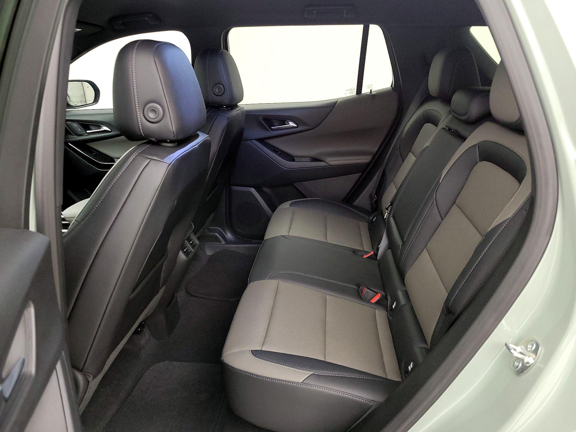 Thumbnail: 2026 Chevrolet Equinox - 20