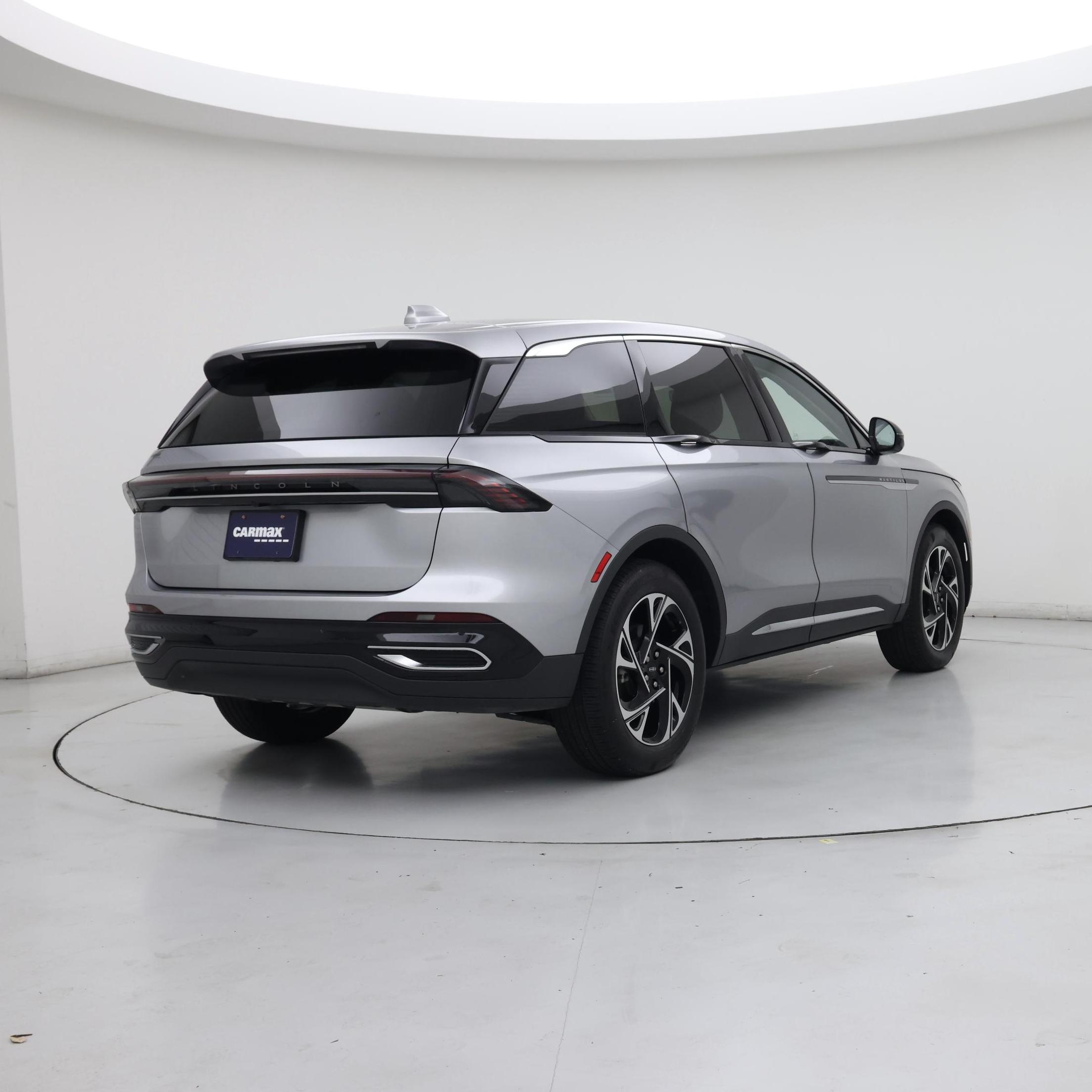 Thumbnail: 2025 Lincoln Nautilus - 8
