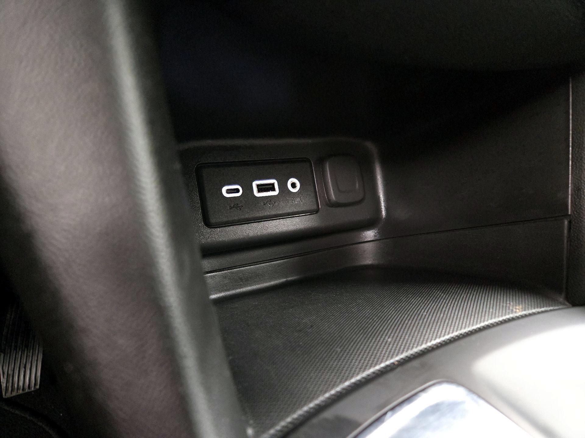 Thumbnail: 2023 Chevrolet Equinox - 18